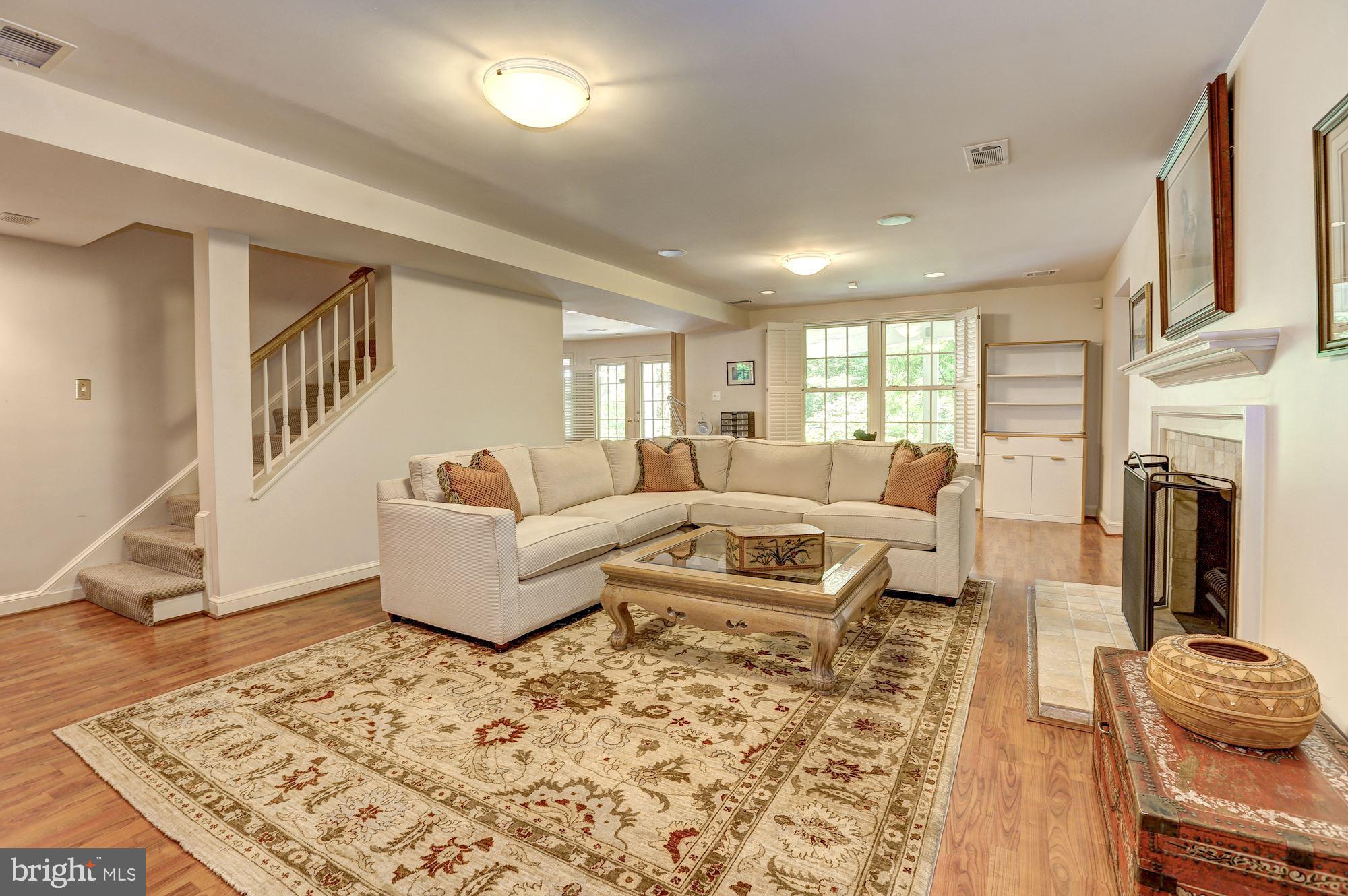 GREAT FALLS ESTATES - Residential