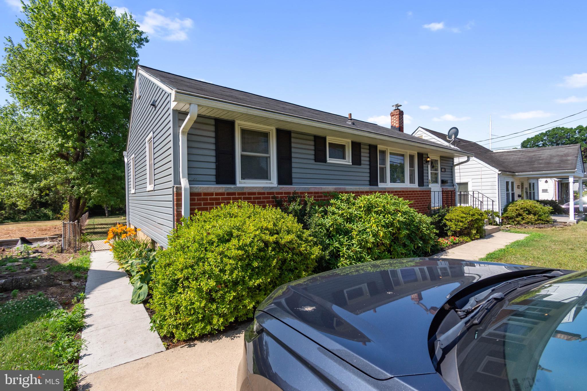 6011 BERWYN ROAD