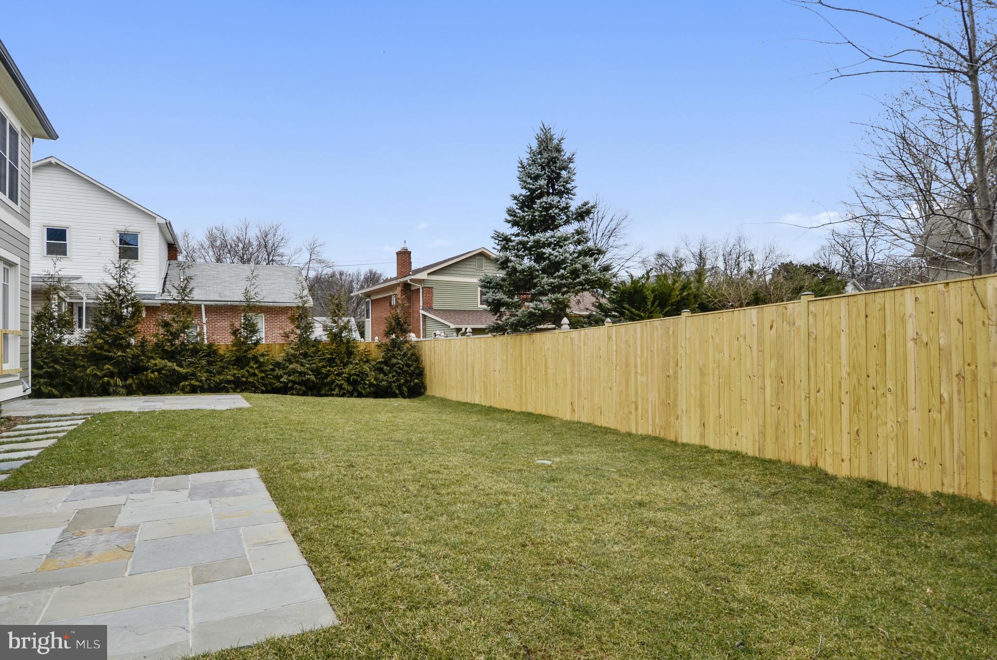 BRADMOOR - Residential