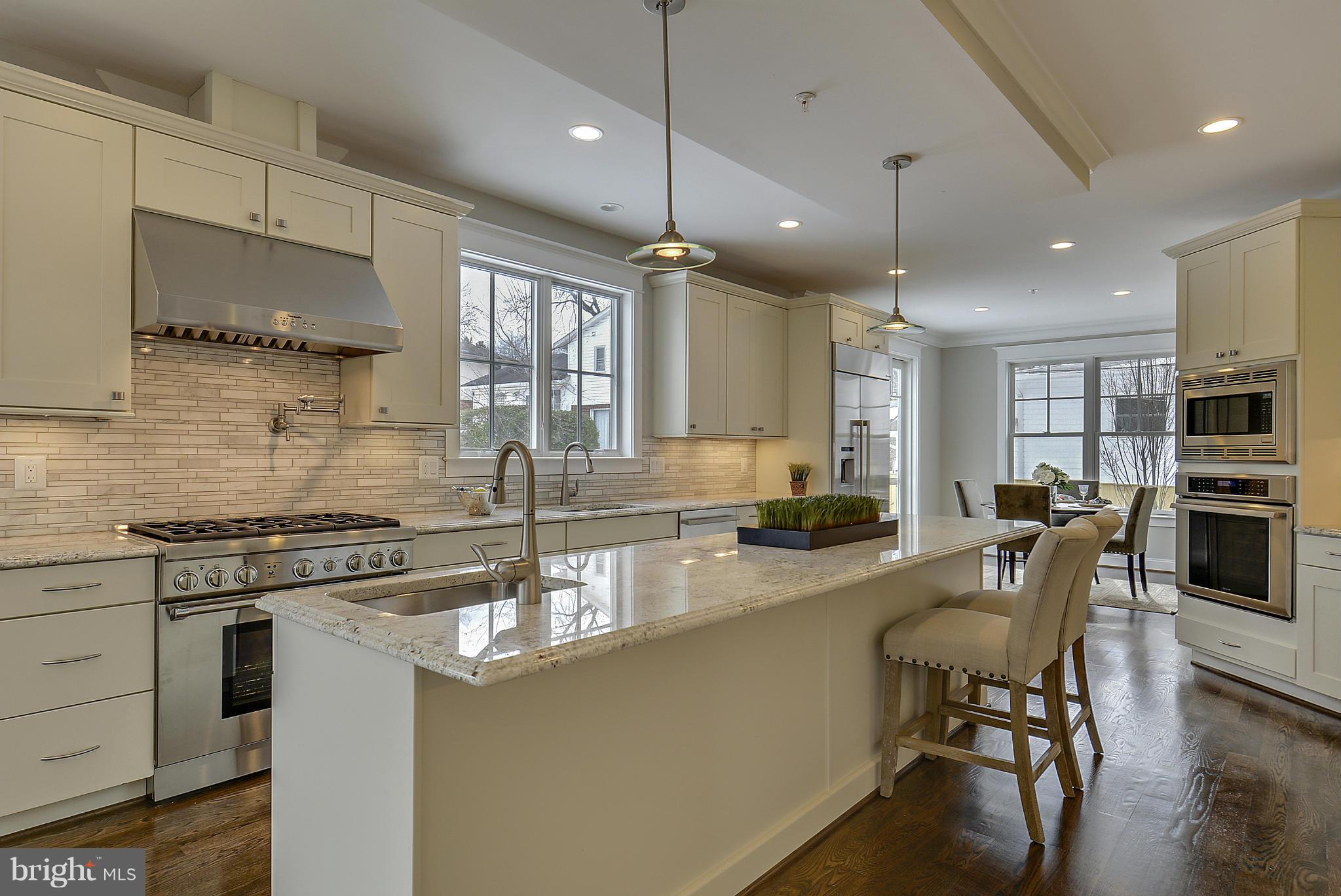 BRADMOOR - Residential
