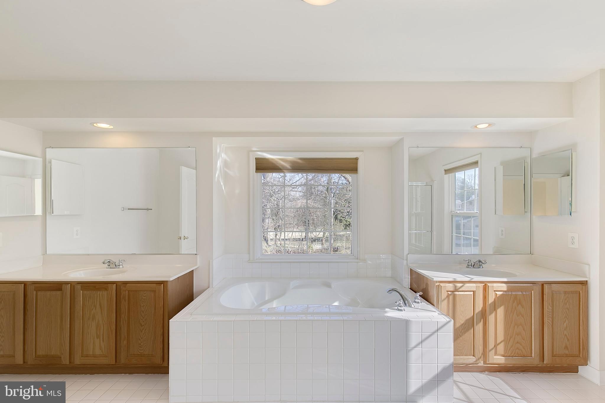 HILLMEADE ESTATES - Residential