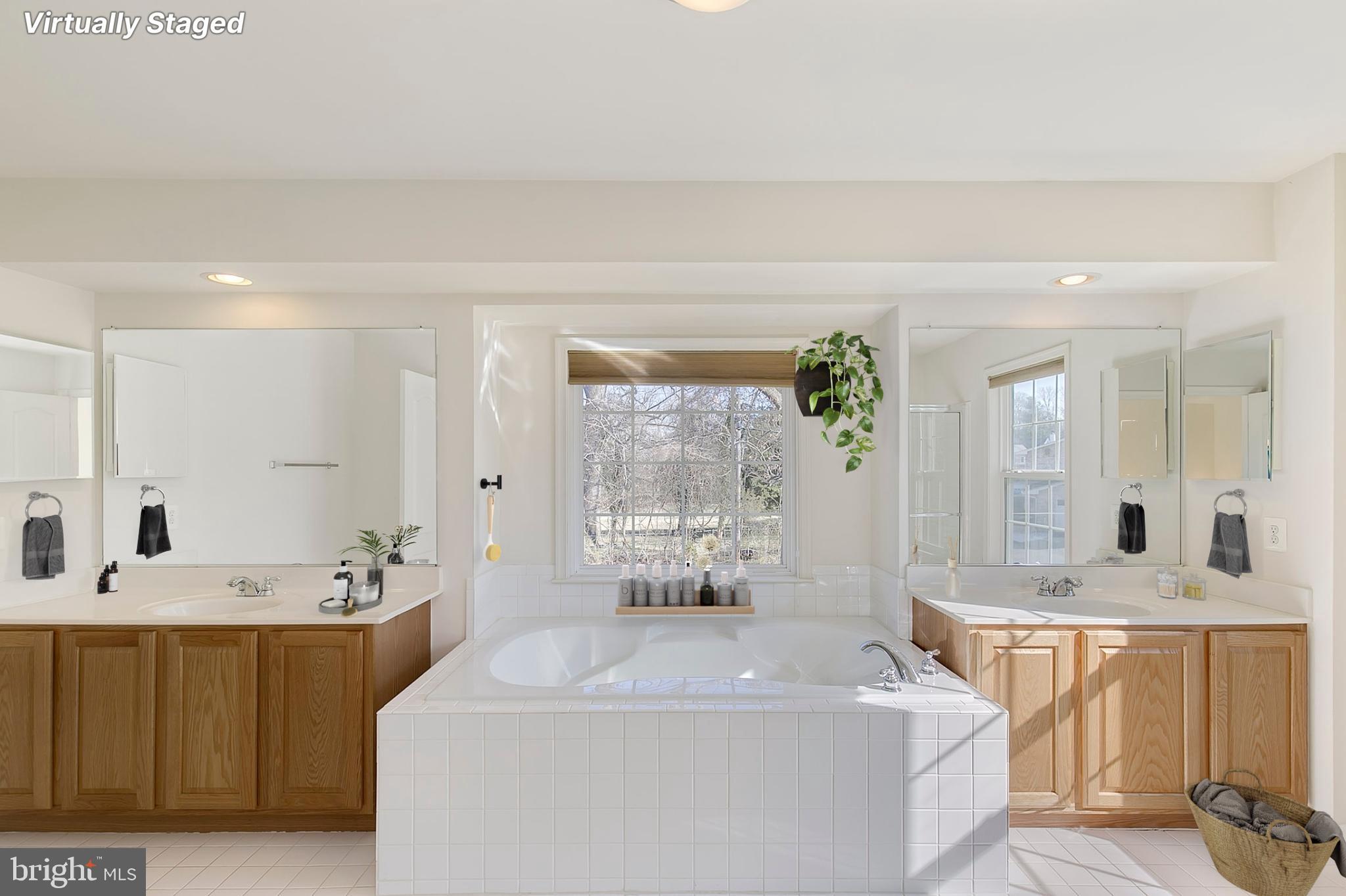 HILLMEADE ESTATES - Residential