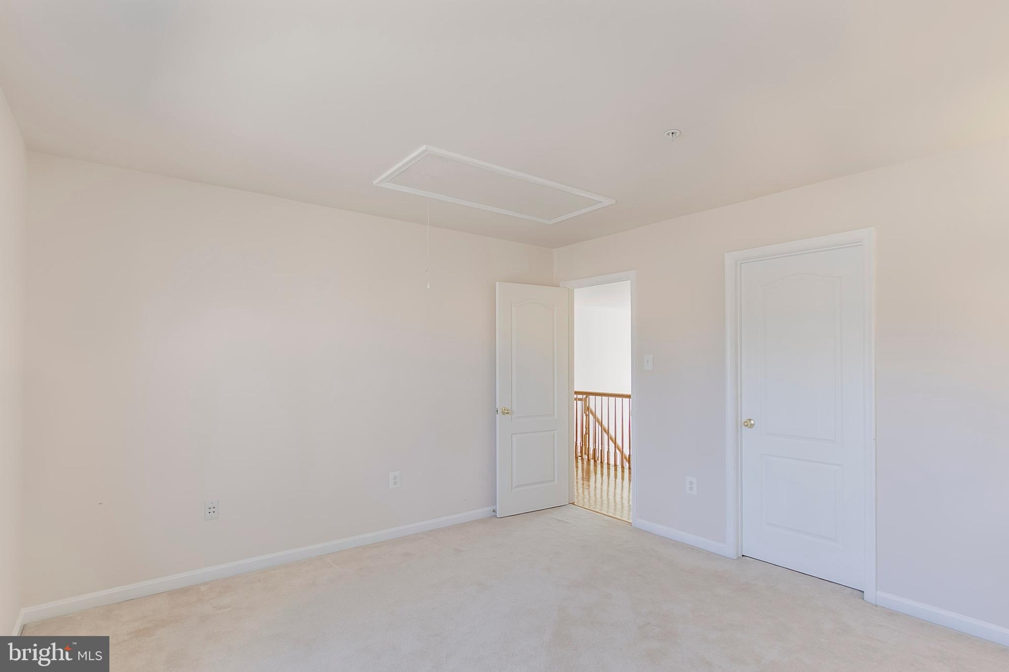 HILLMEADE ESTATES - Residential