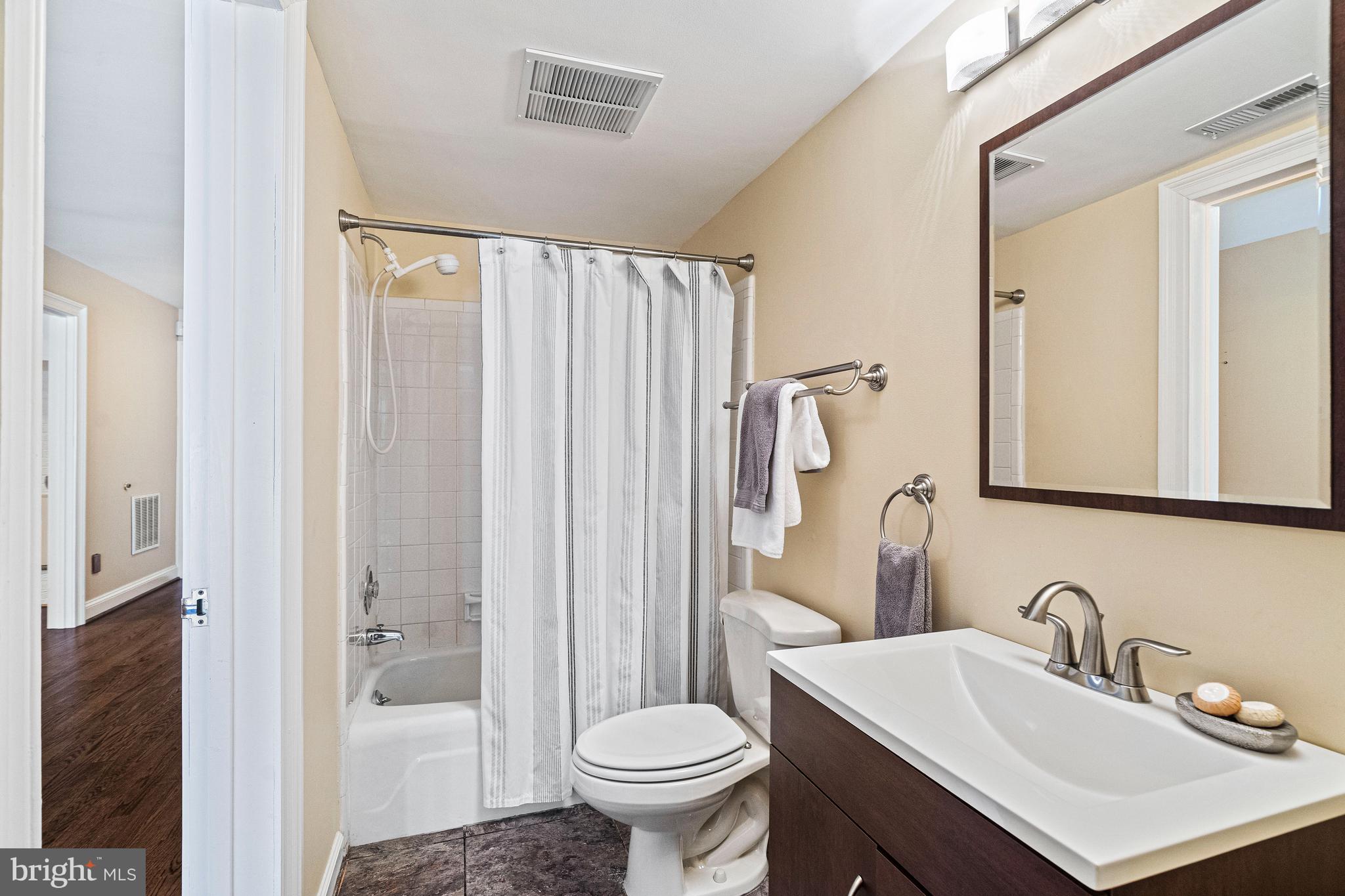 OLDE SWINKS MILL ESTATES - Residential