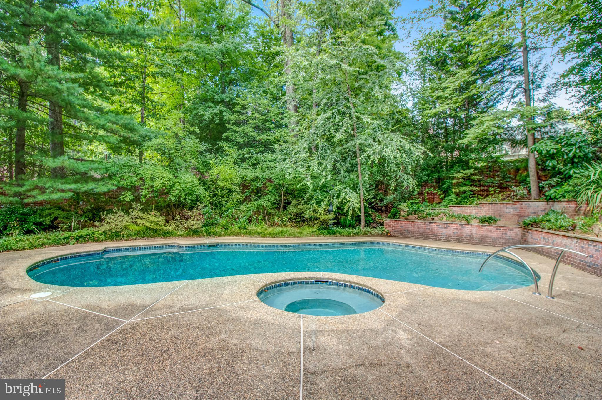 OLDE SWINKS MILL ESTATES - Residential