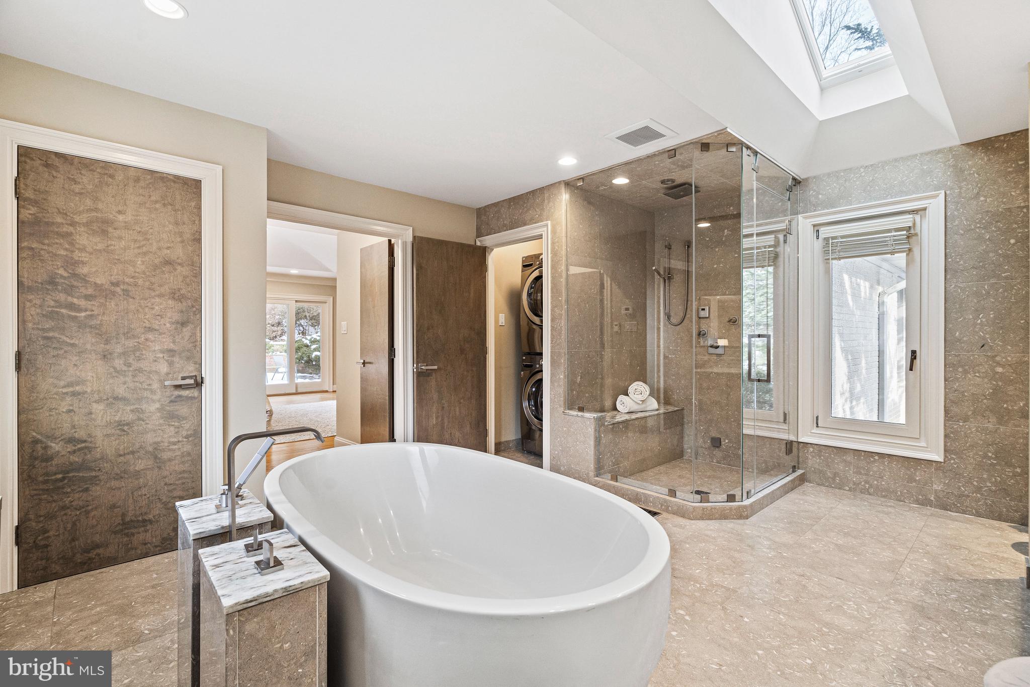 OLDE SWINKS MILL ESTATES - Residential