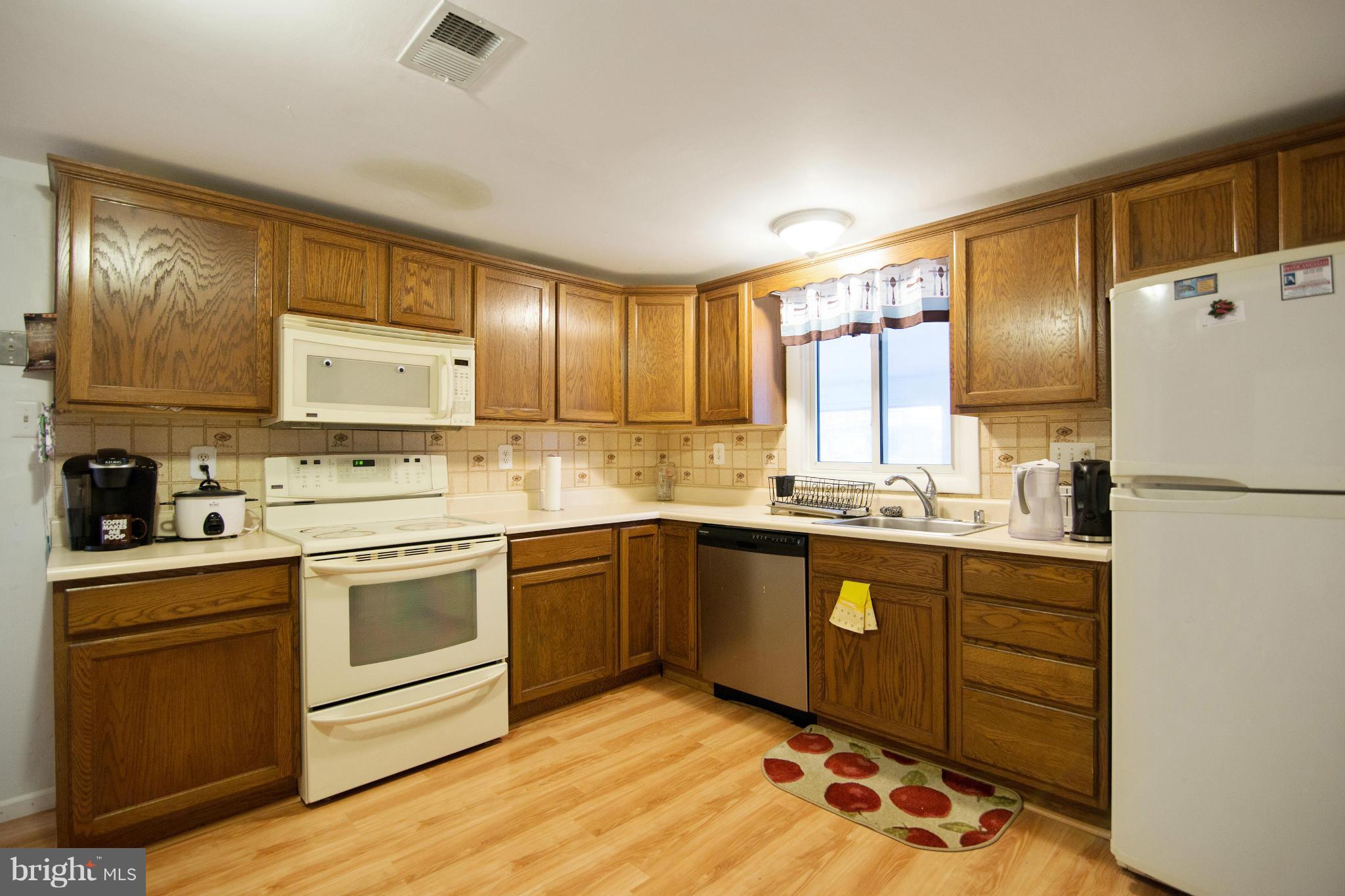 THE PROVINCES - Residential