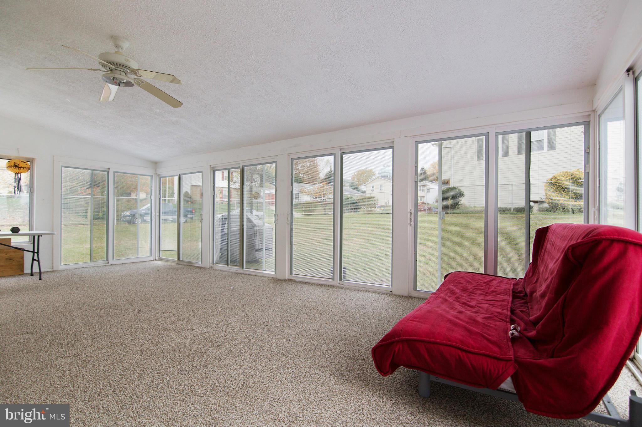 THE PROVINCES - Residential