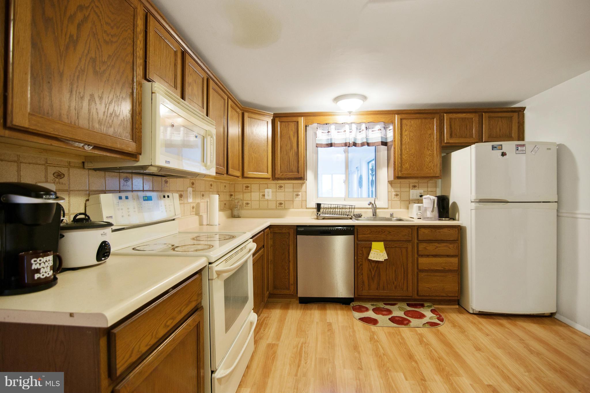 THE PROVINCES - Residential