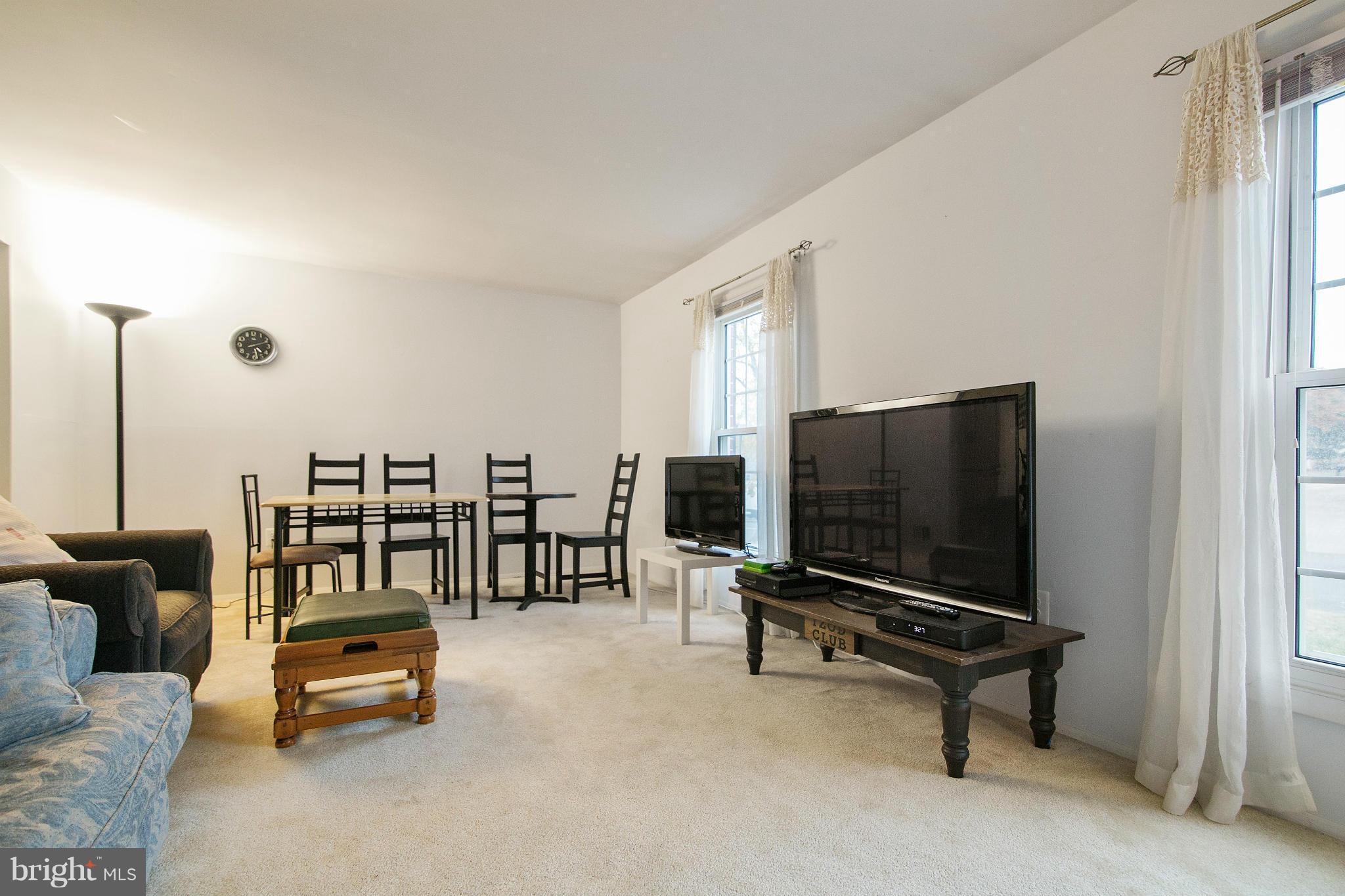 THE PROVINCES - Residential