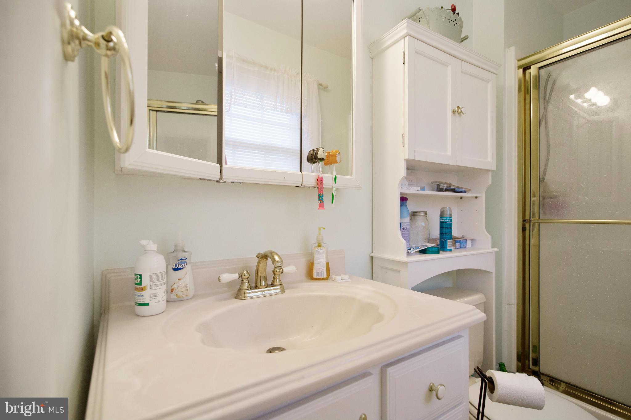 THE PROVINCES - Residential