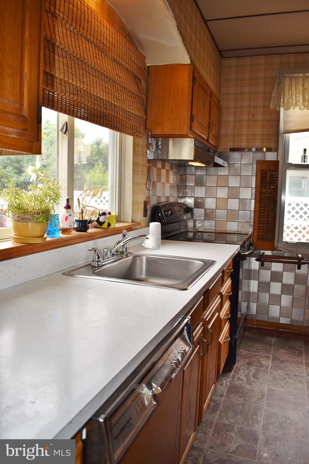 DUNDALK HIGHLANDS - Residential Lease