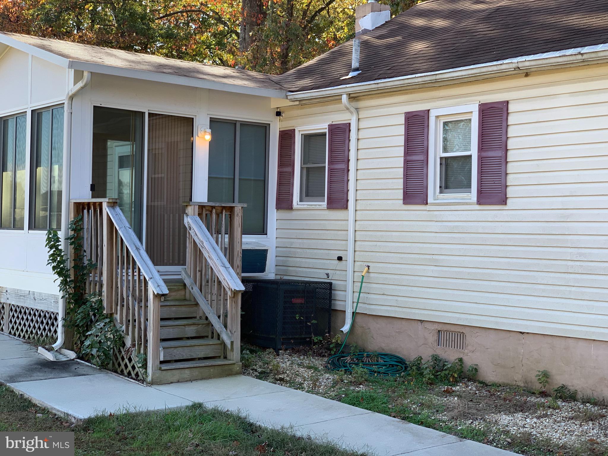 UPPER MARLBORO - Residential