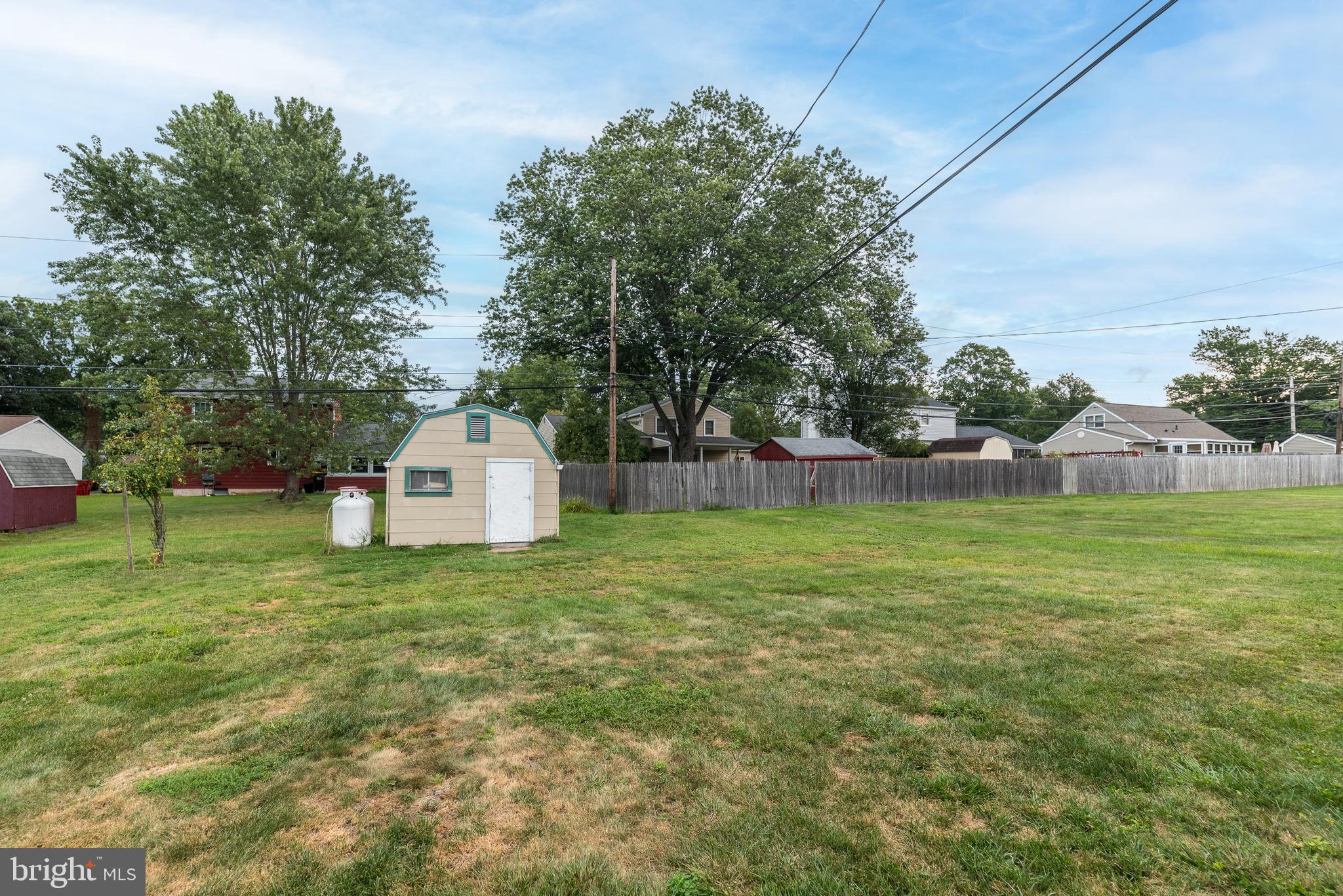 873 LOMBARDY DRIVE