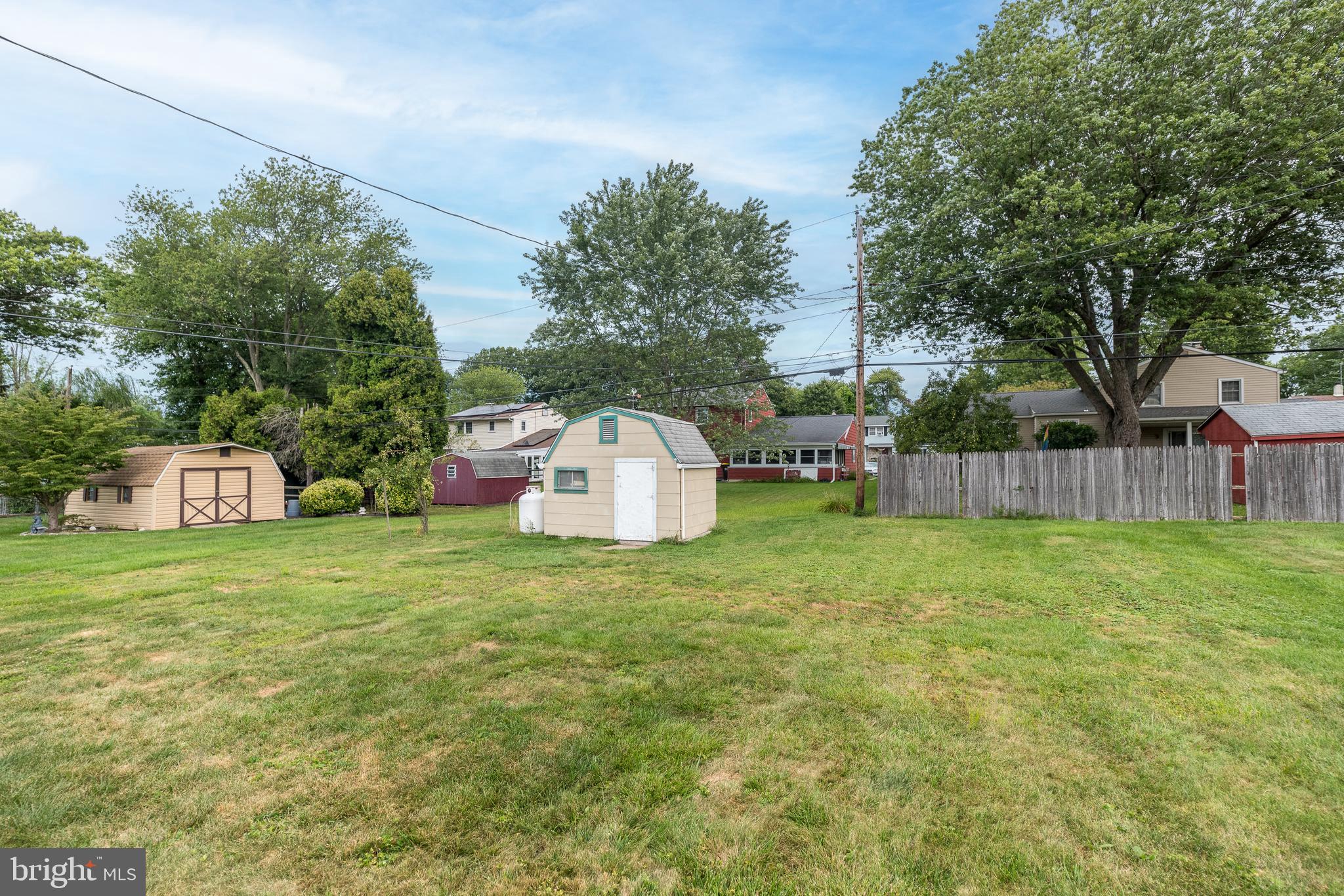 873 LOMBARDY DRIVE