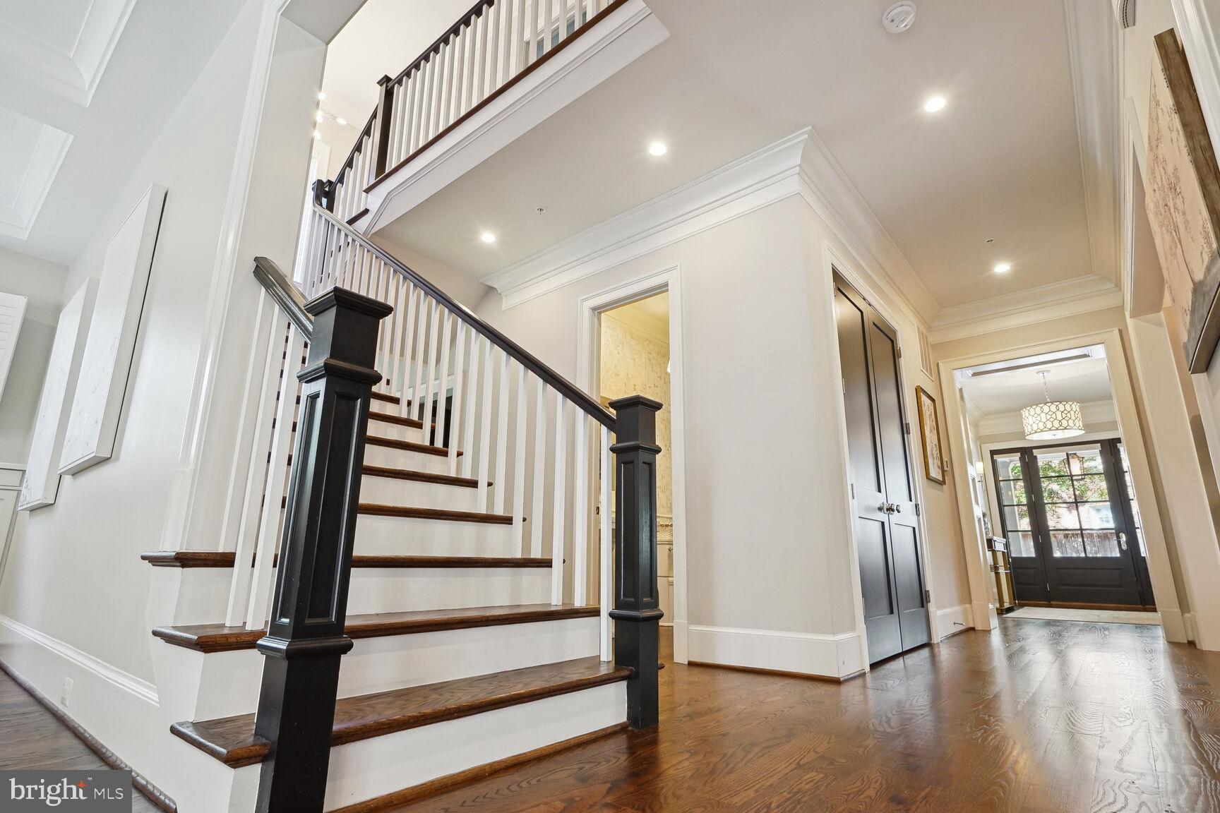 BATTERY PARK - Residential