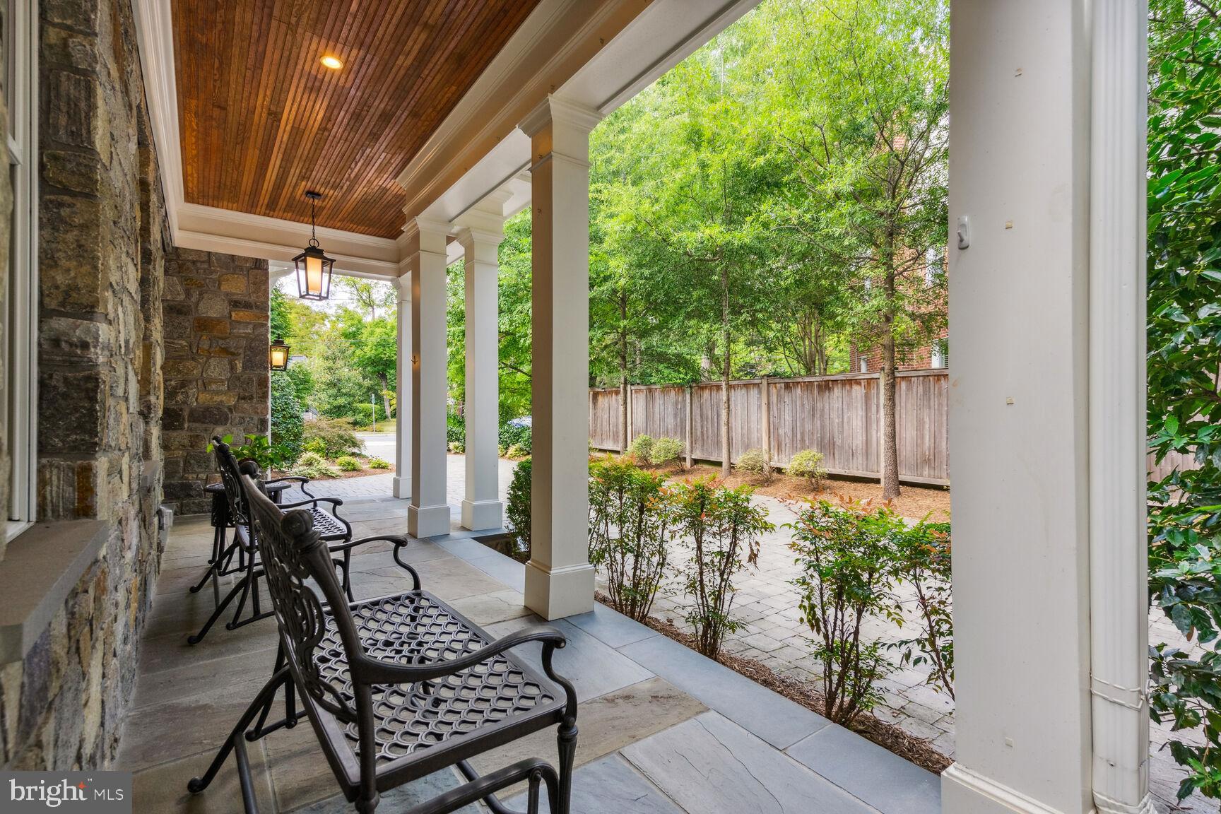 BATTERY PARK - Residential