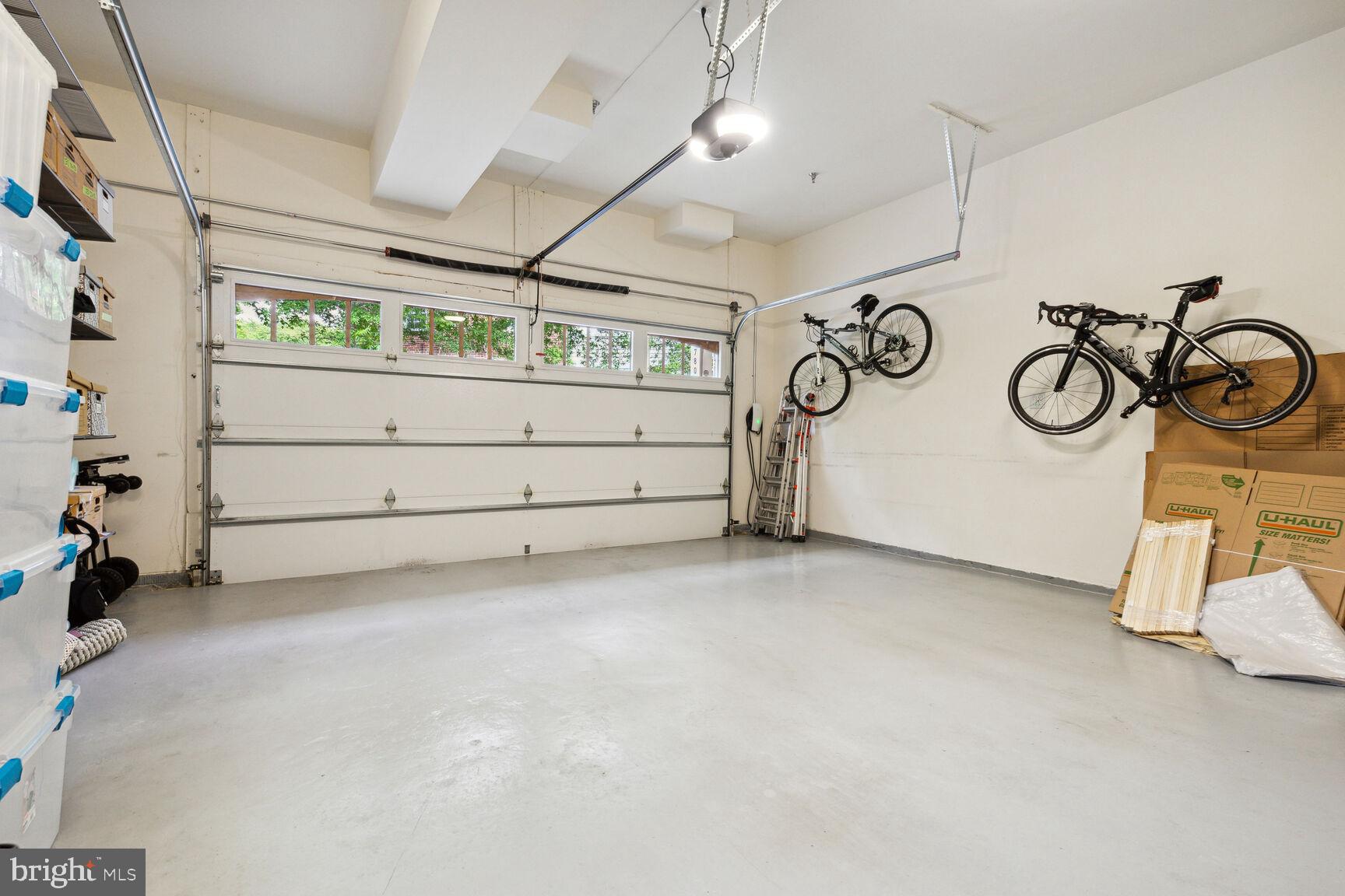 BATTERY PARK - Residential