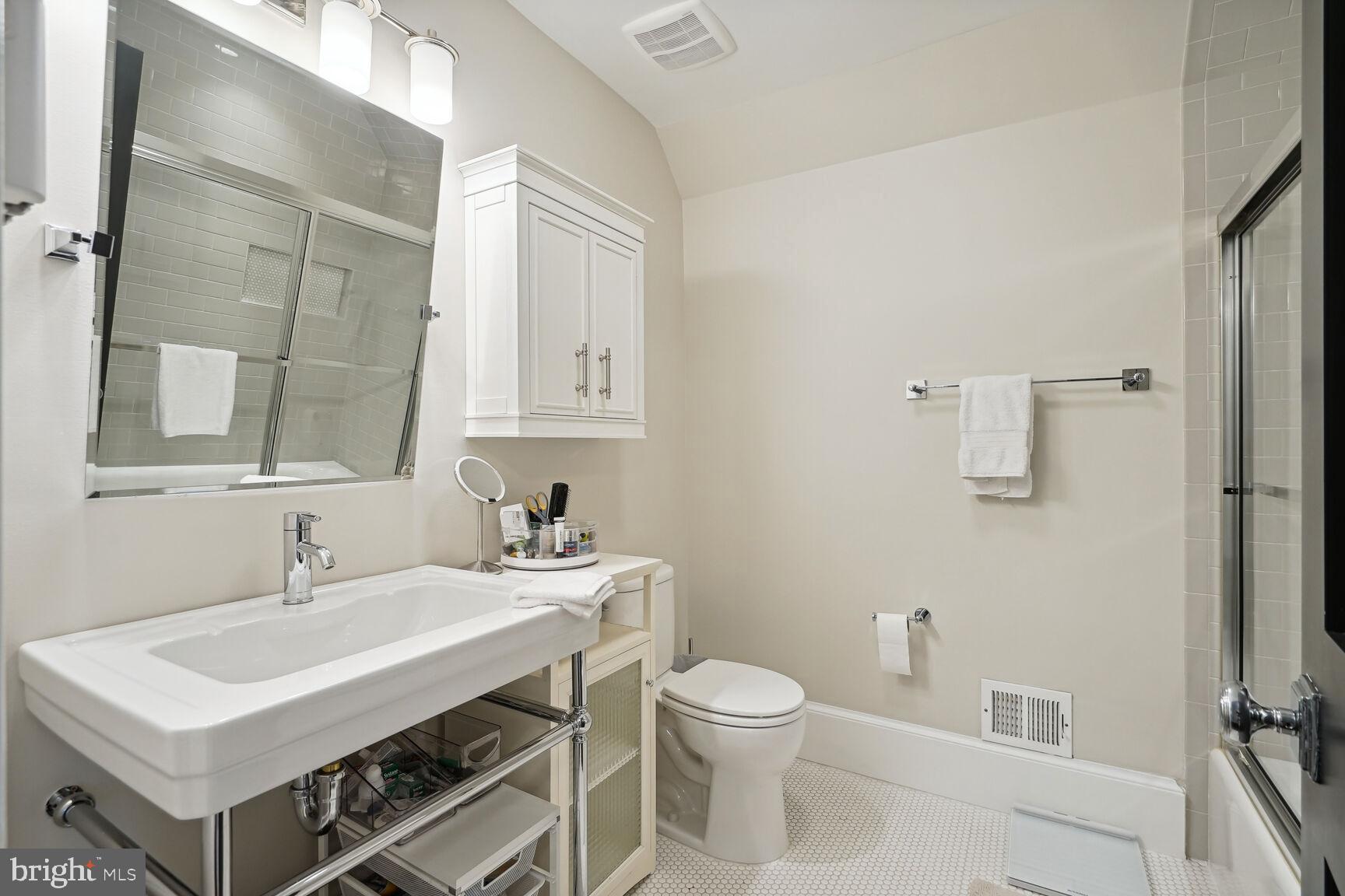 BATTERY PARK - Residential