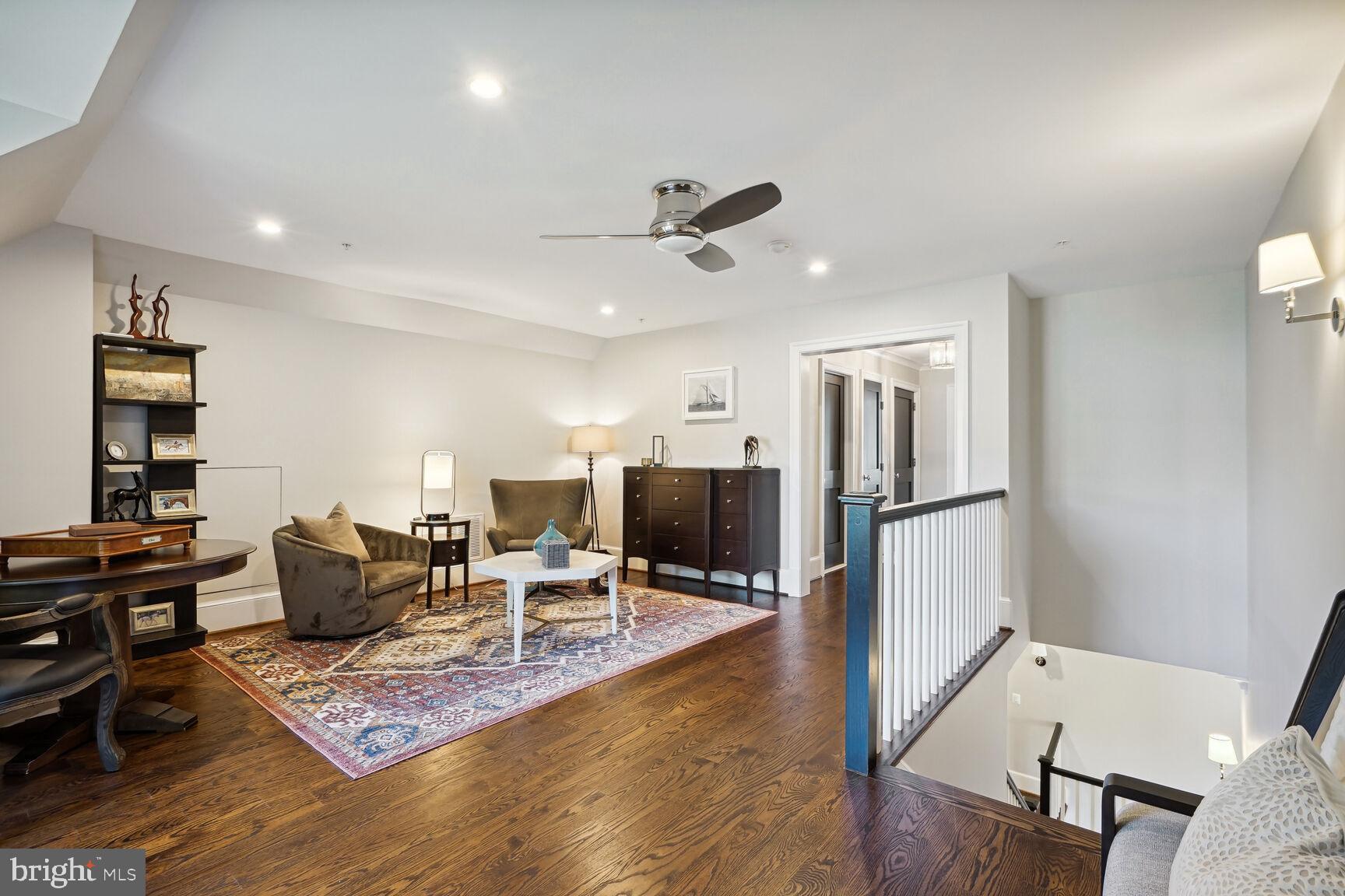 BATTERY PARK - Residential