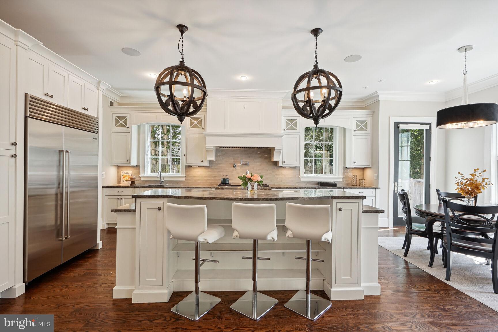 BATTERY PARK - Residential