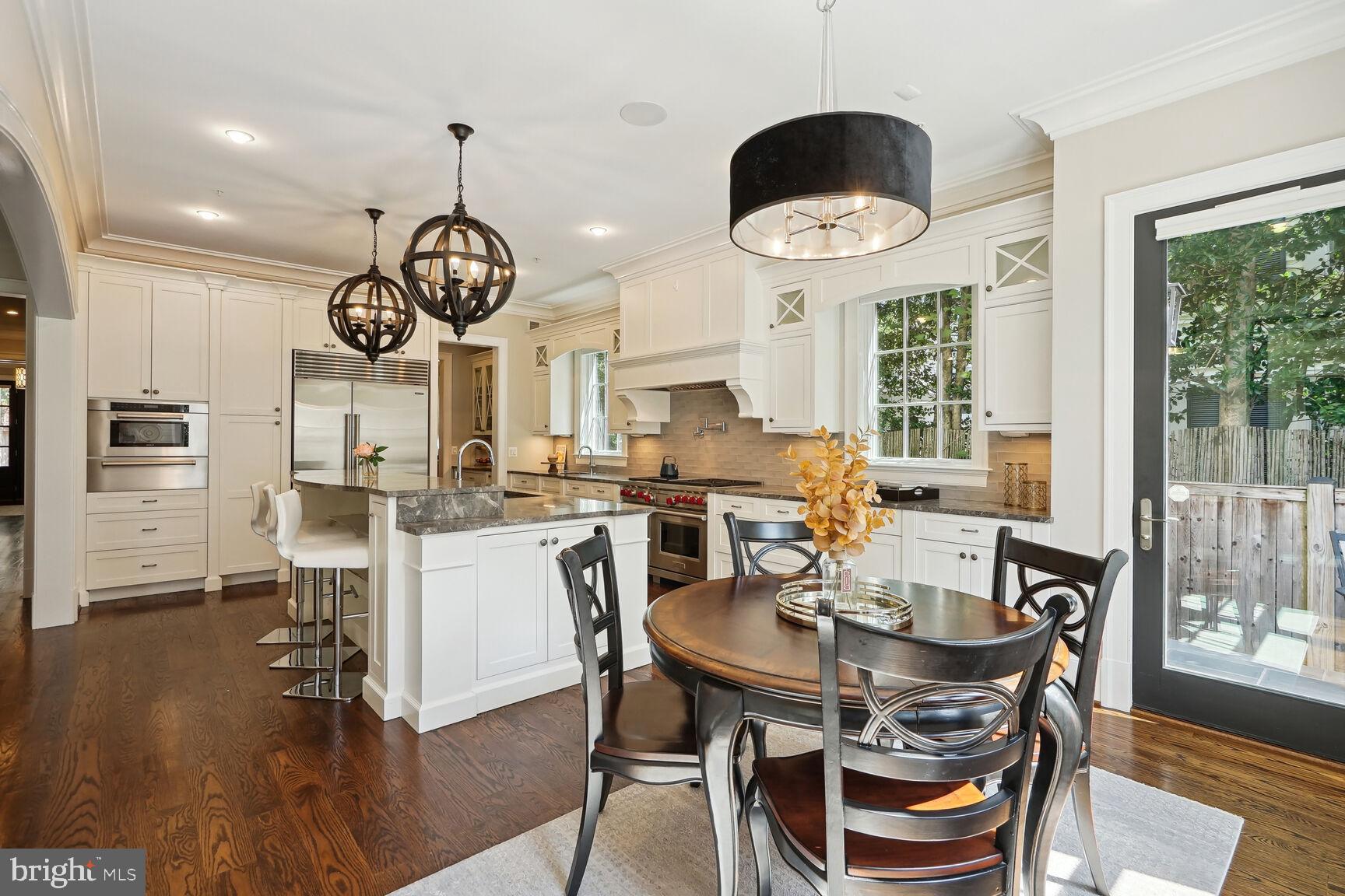 BATTERY PARK - Residential