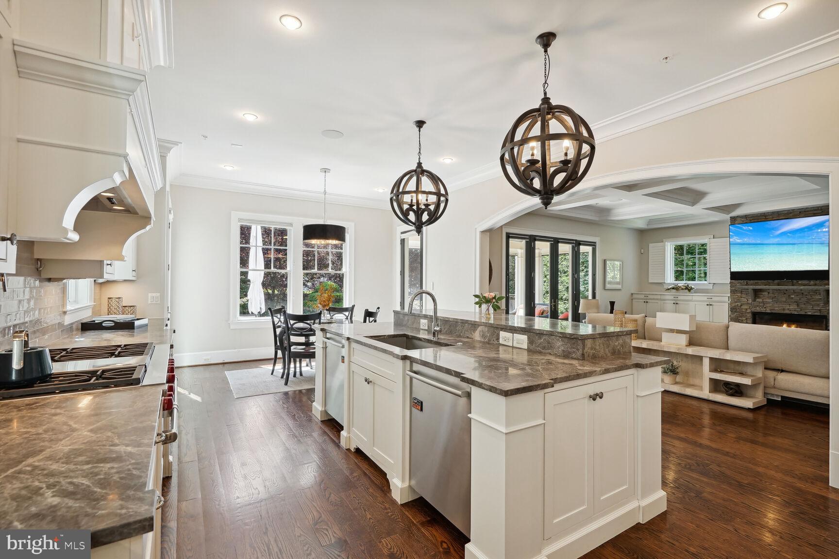 BATTERY PARK - Residential