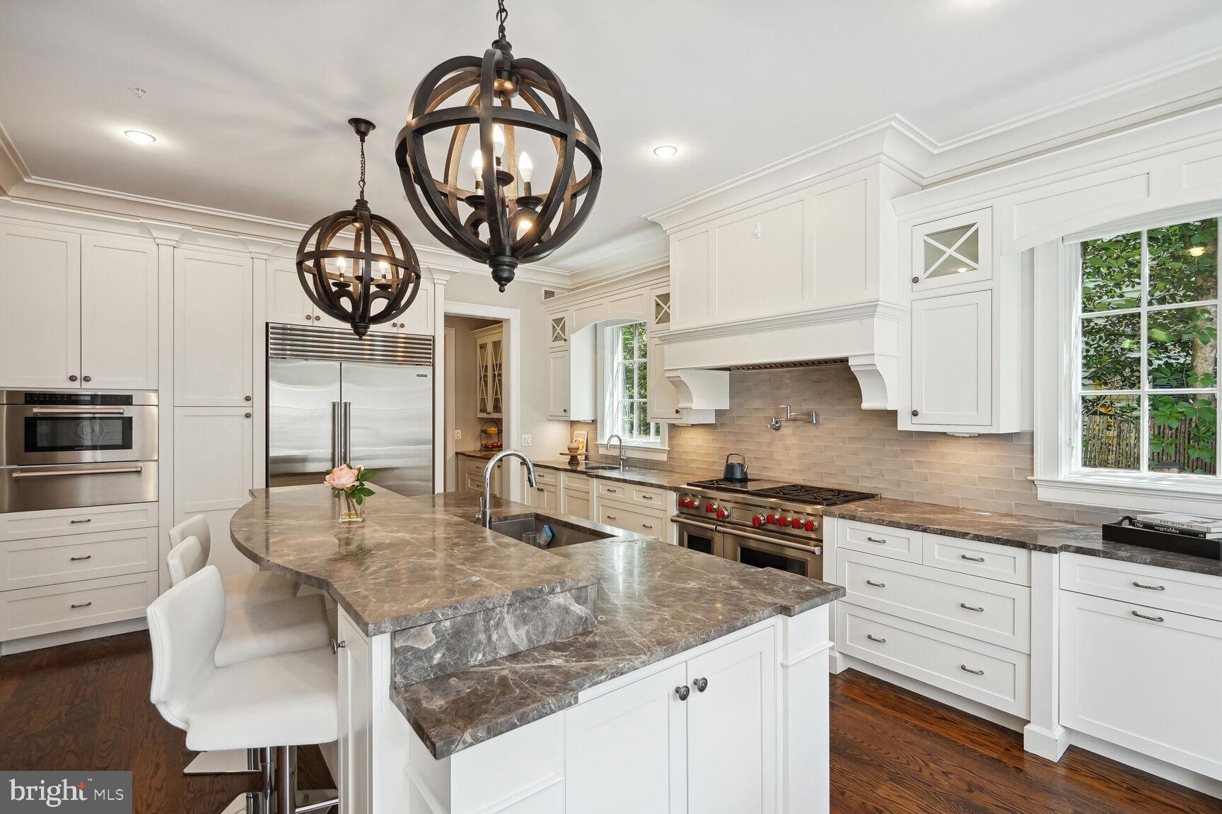 BATTERY PARK - Residential