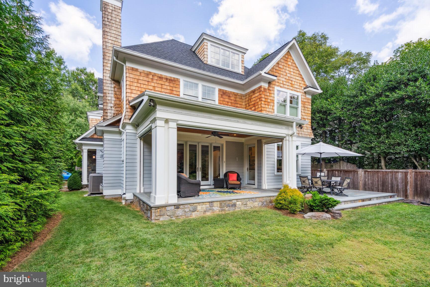 BATTERY PARK - Residential