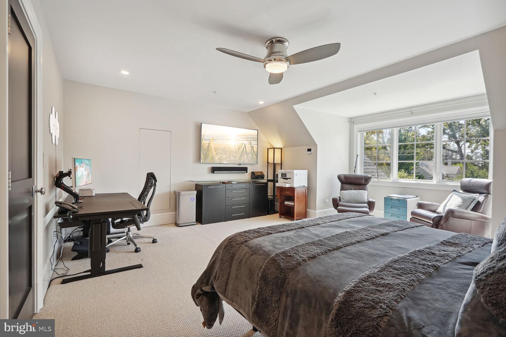 BATTERY PARK - Residential