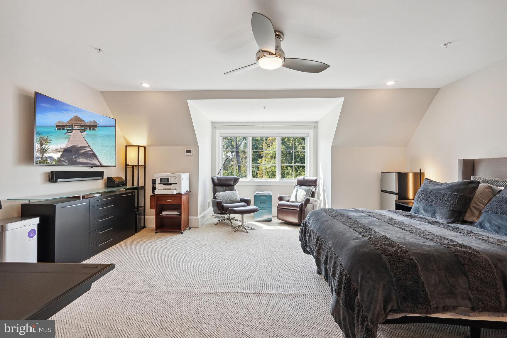 BATTERY PARK - Residential