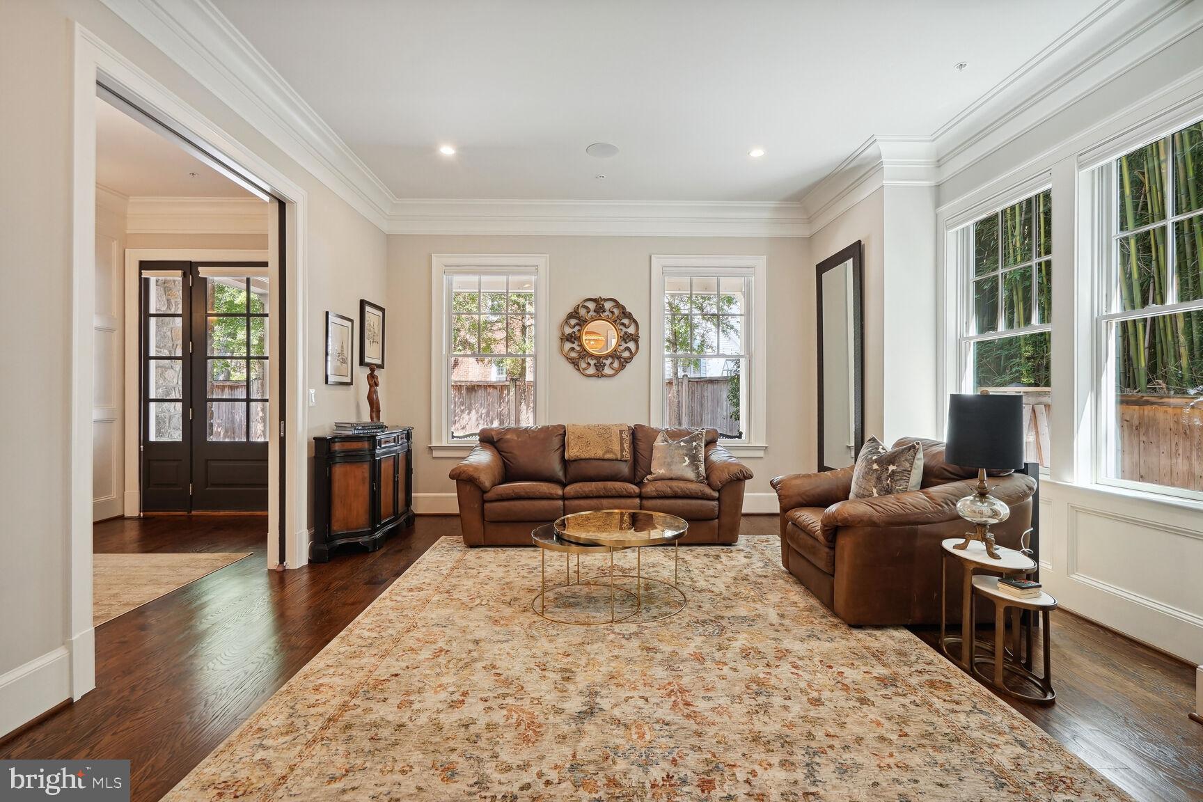 BATTERY PARK - Residential