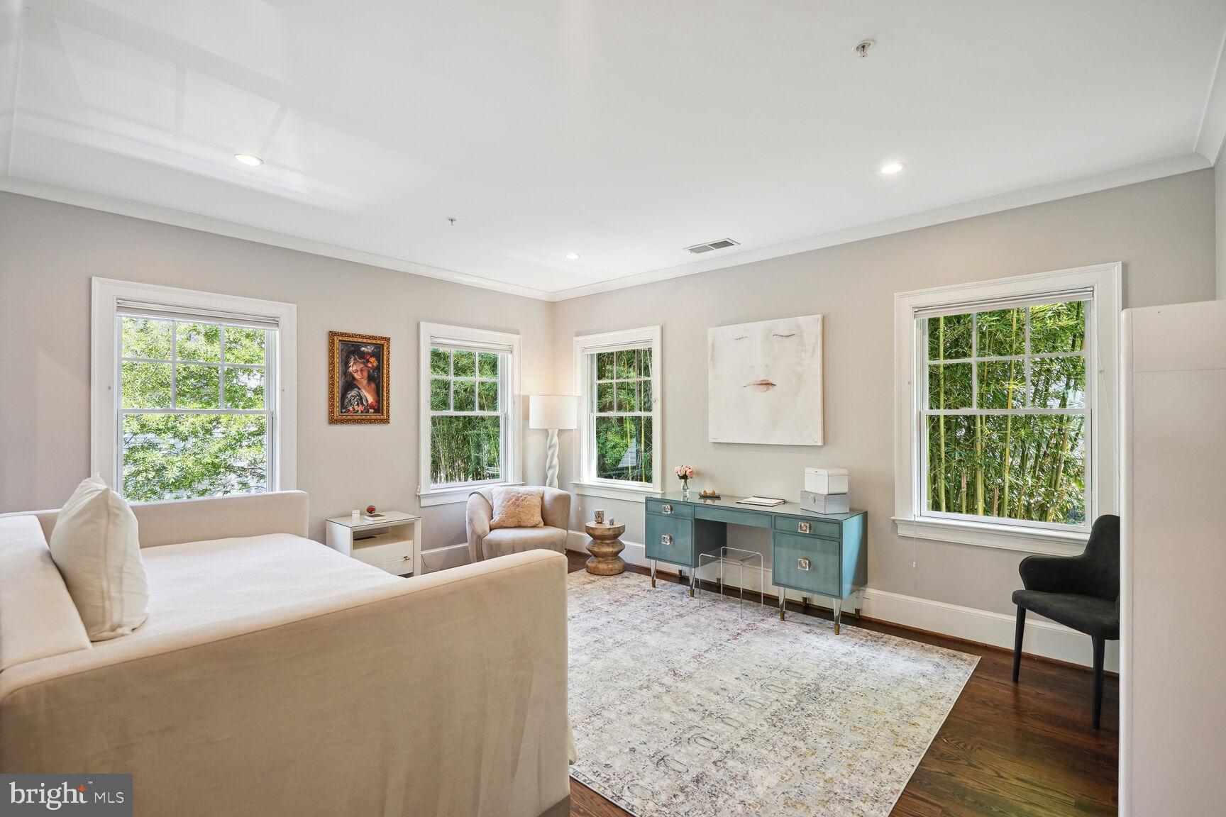 BATTERY PARK - Residential