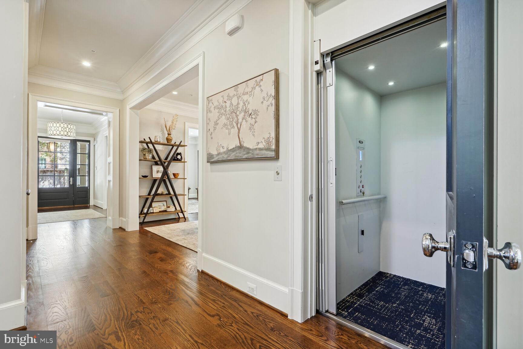 BATTERY PARK - Residential