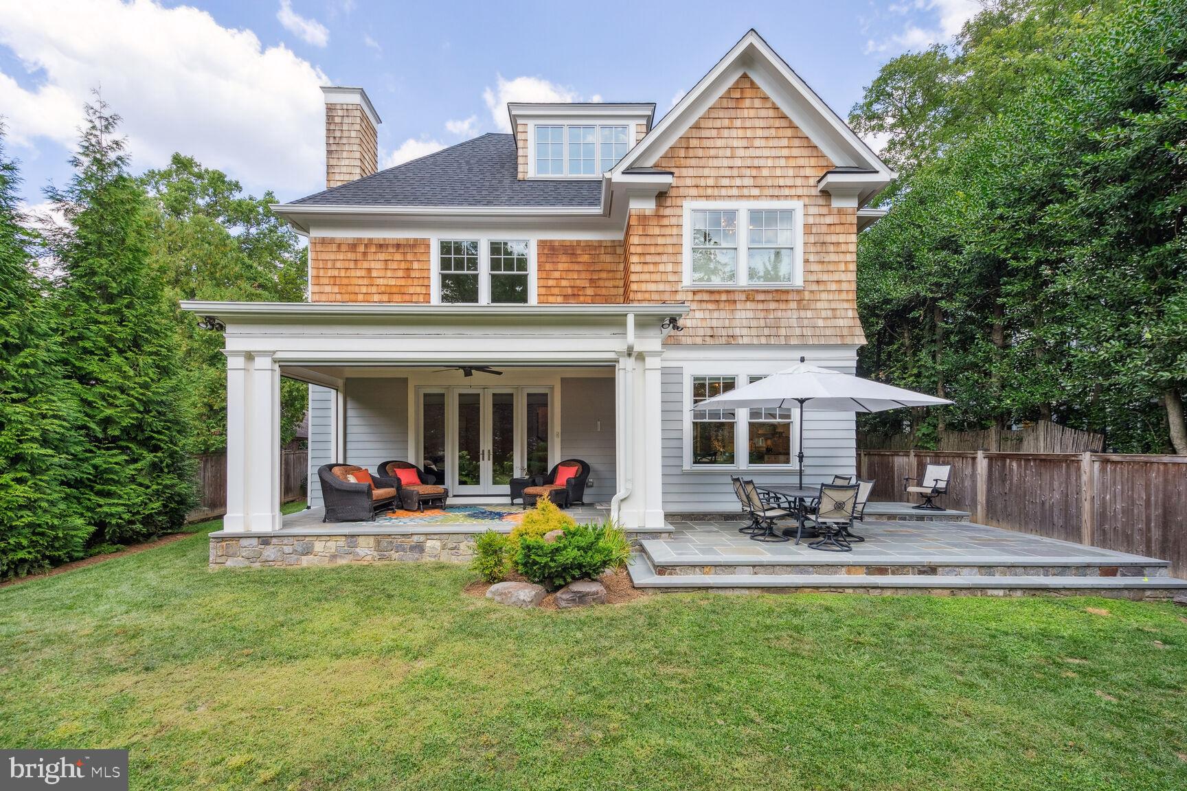 BATTERY PARK - Residential