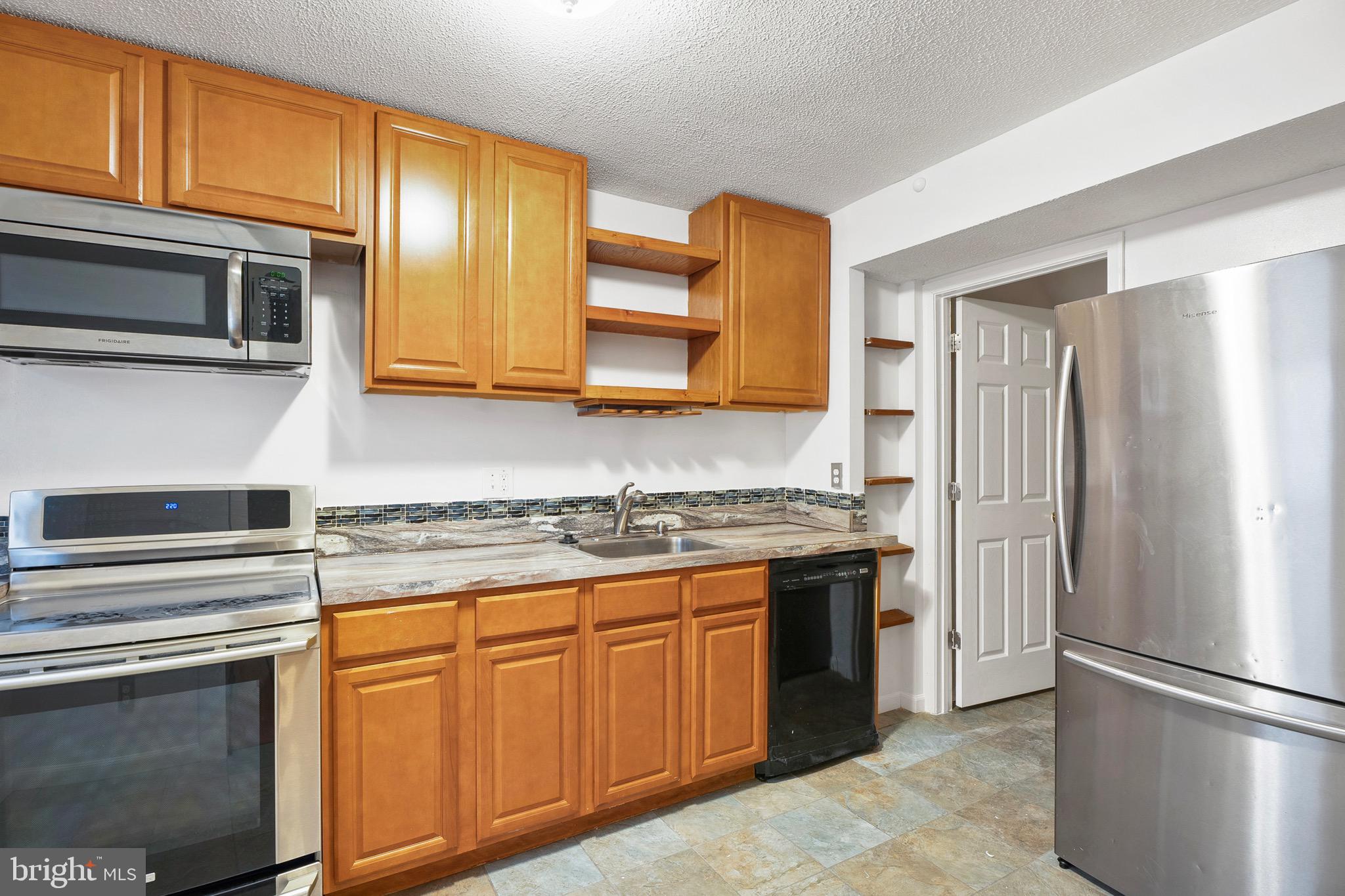 BELMONT SOUTH - Residential Lease