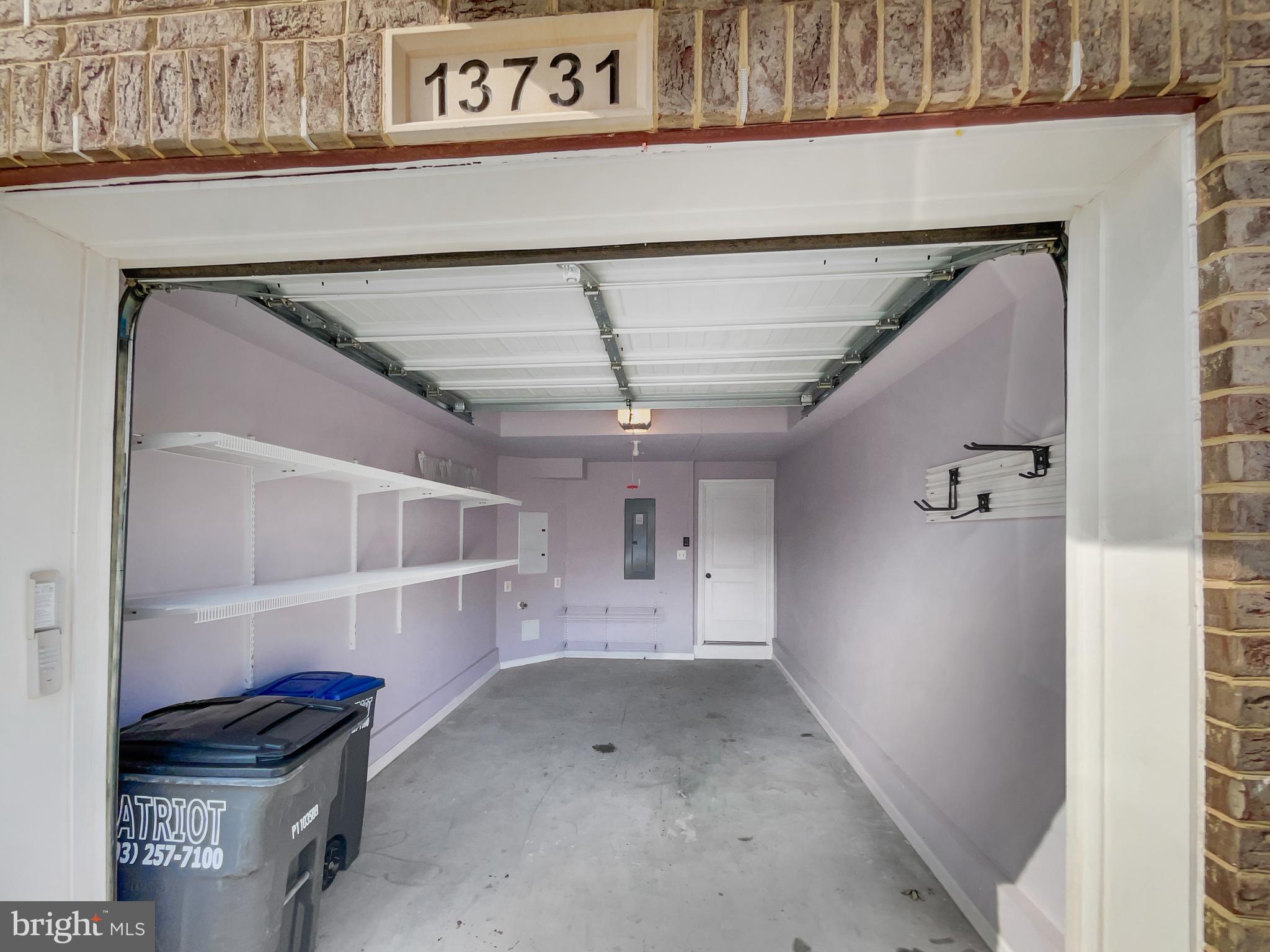 DISCOVERY SQUARE - Residential