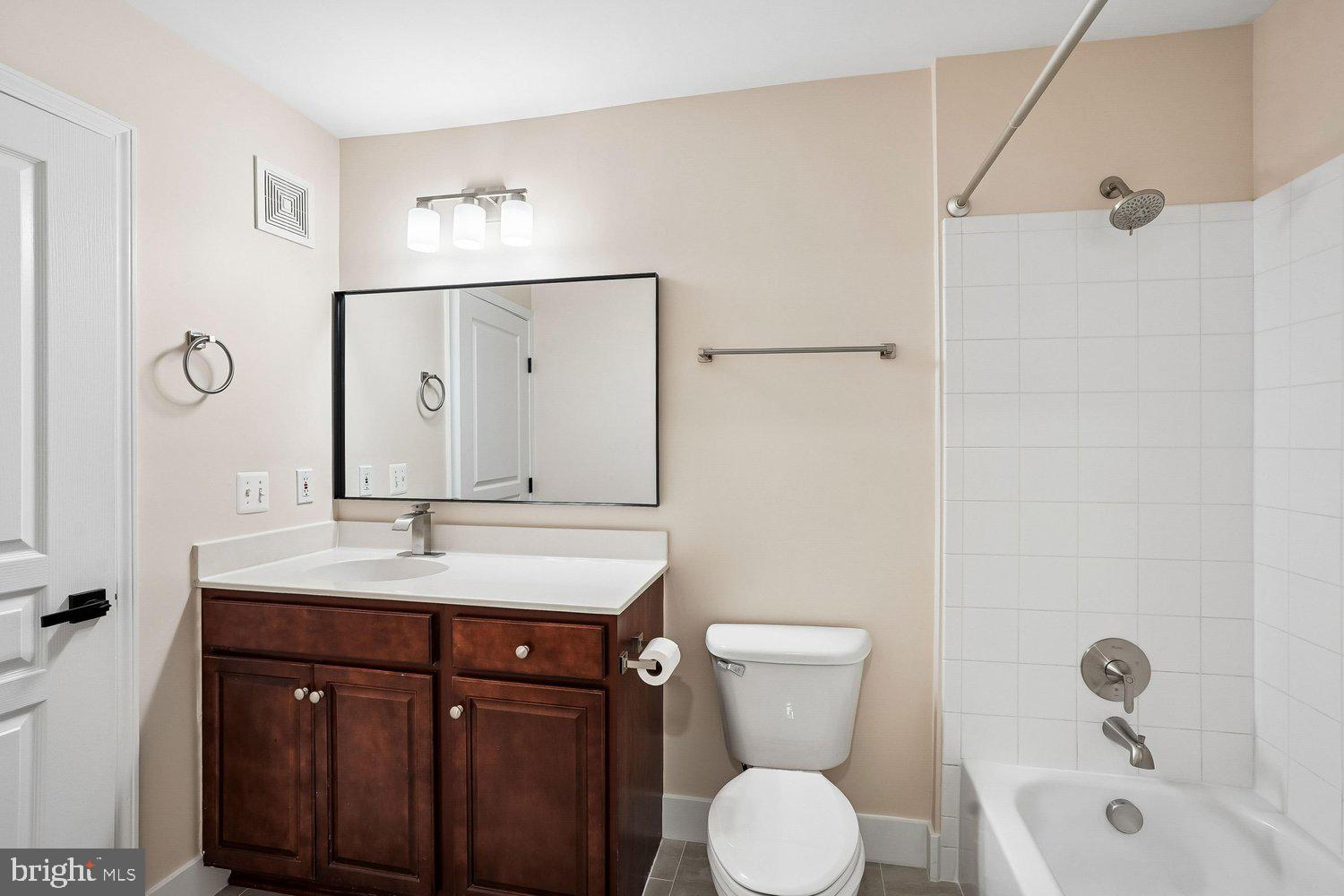 MARKET STREET AT TOWN CENTER - Residential