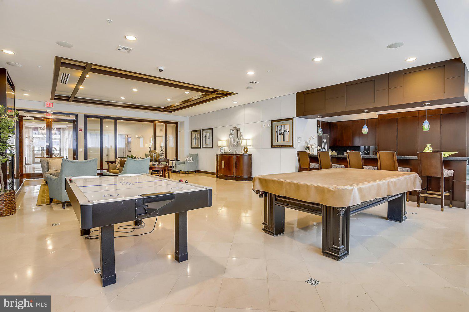 MARKET STREET AT TOWN CENTER - Residential