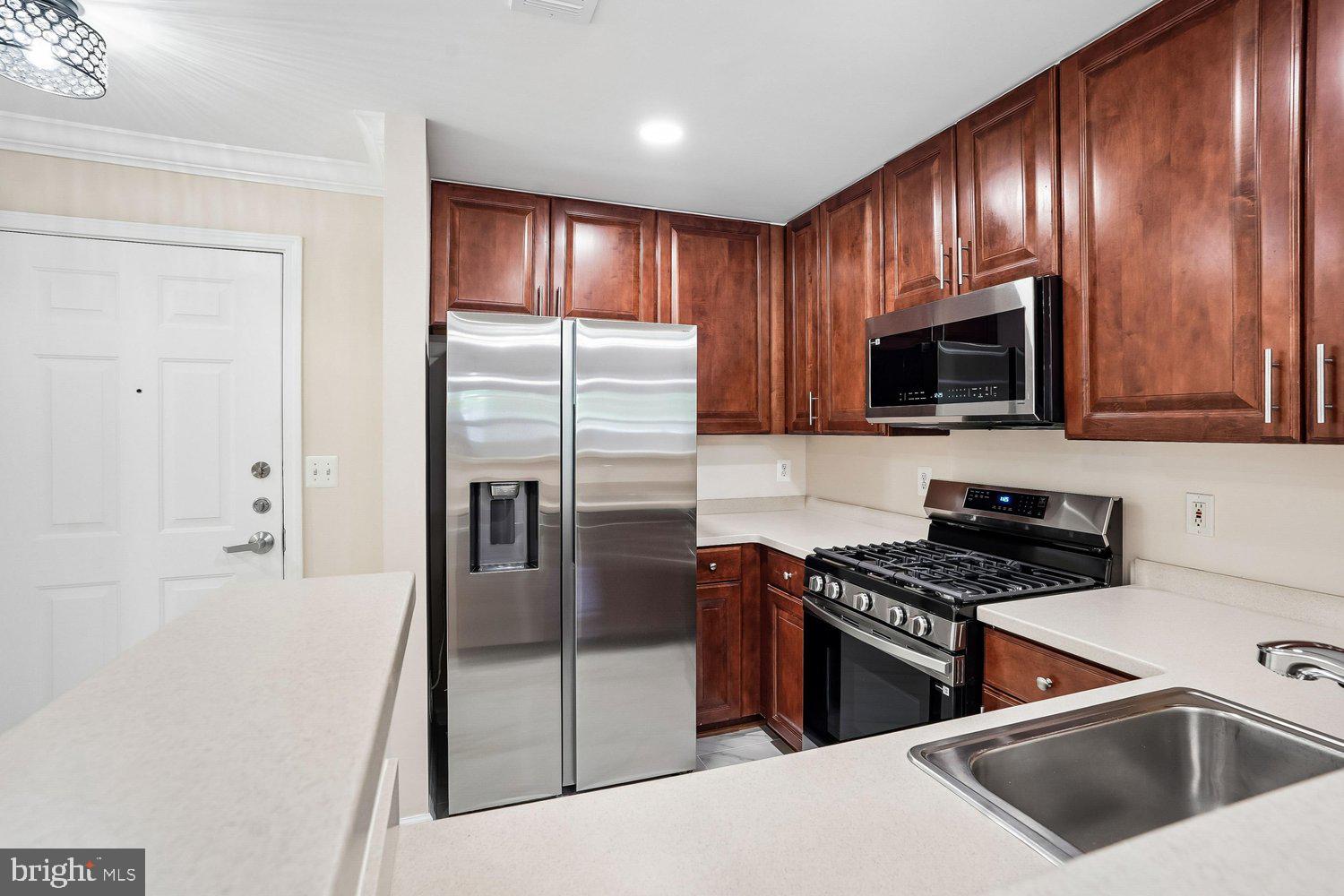 MARKET STREET AT TOWN CENTER - Residential