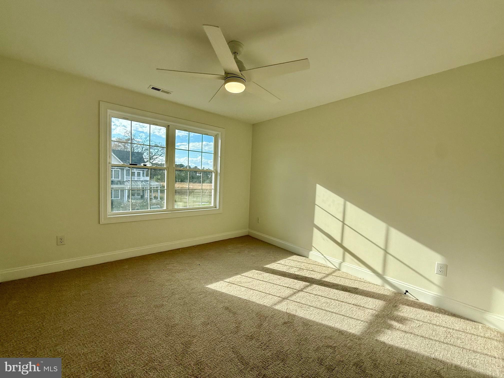 LIGHTHOUSE COMMONS - Residential