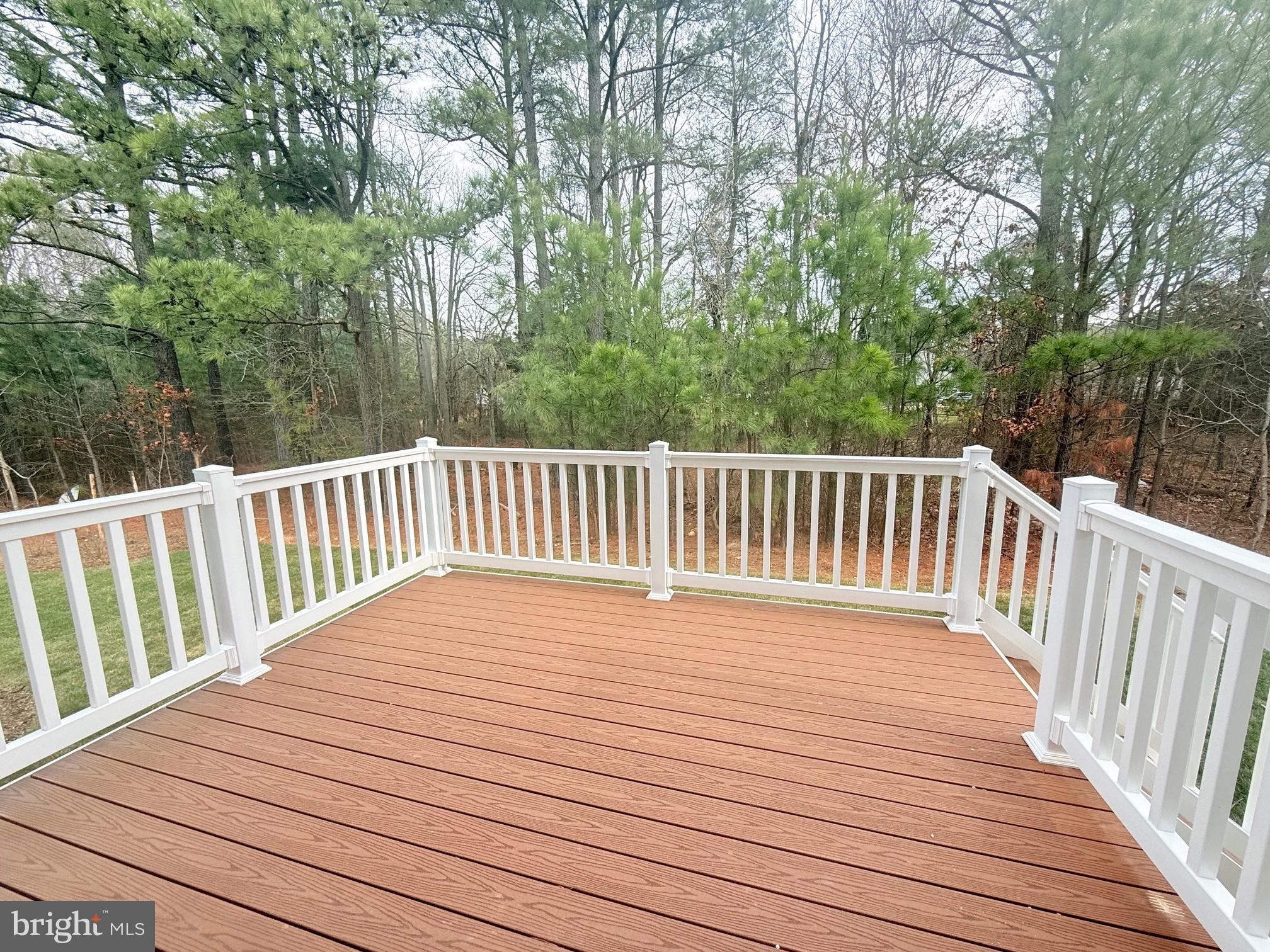 LIGHTHOUSE COMMONS - Residential