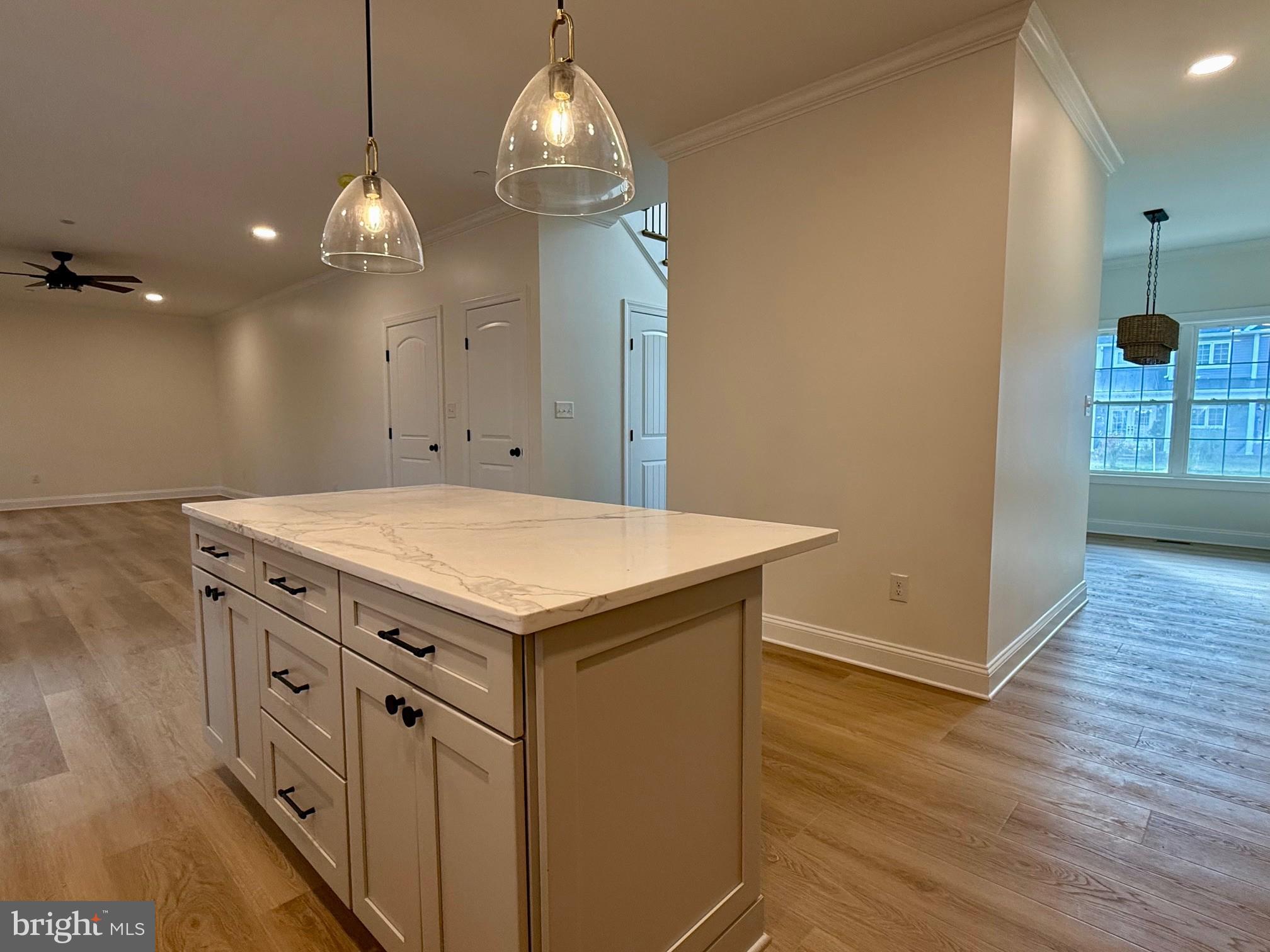 LIGHTHOUSE COMMONS - Residential