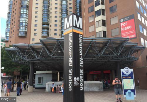 SUMMERWALK - Residential