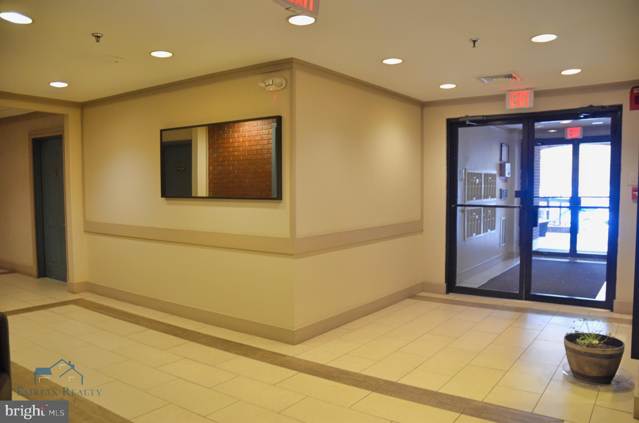 SUMMERWALK - Residential