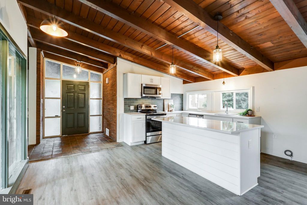 Photo of 1039 Wabank Street, Lancaster, PA 17603 (MLS # PALA2045406)