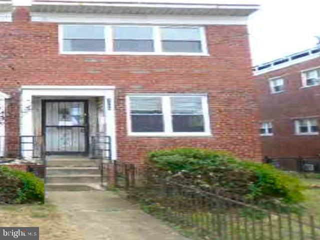 7539 9TH STREET NW