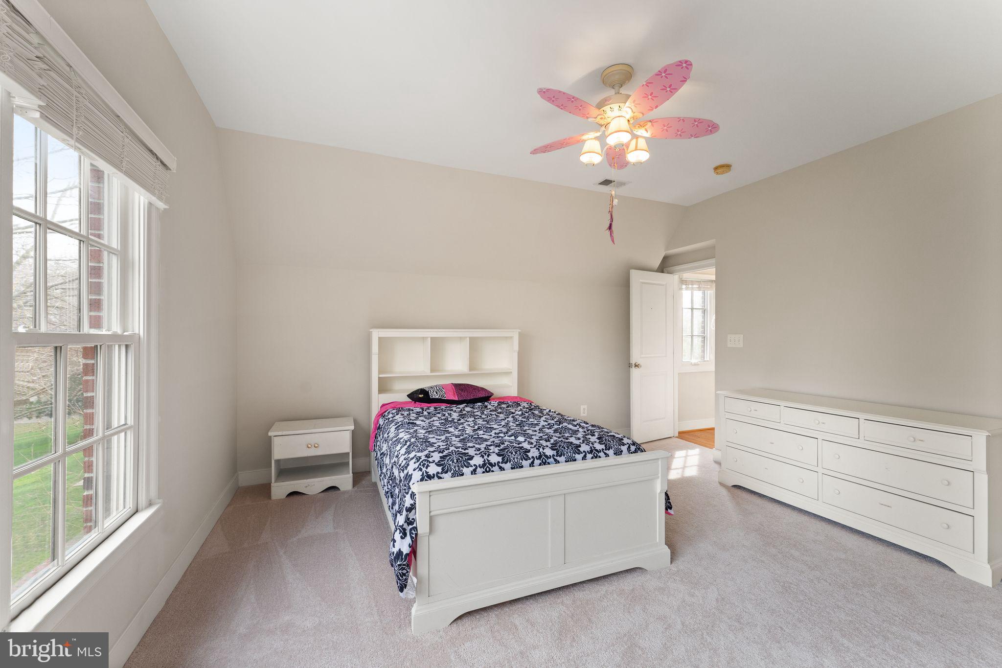 WEST MC LEAN - Residential