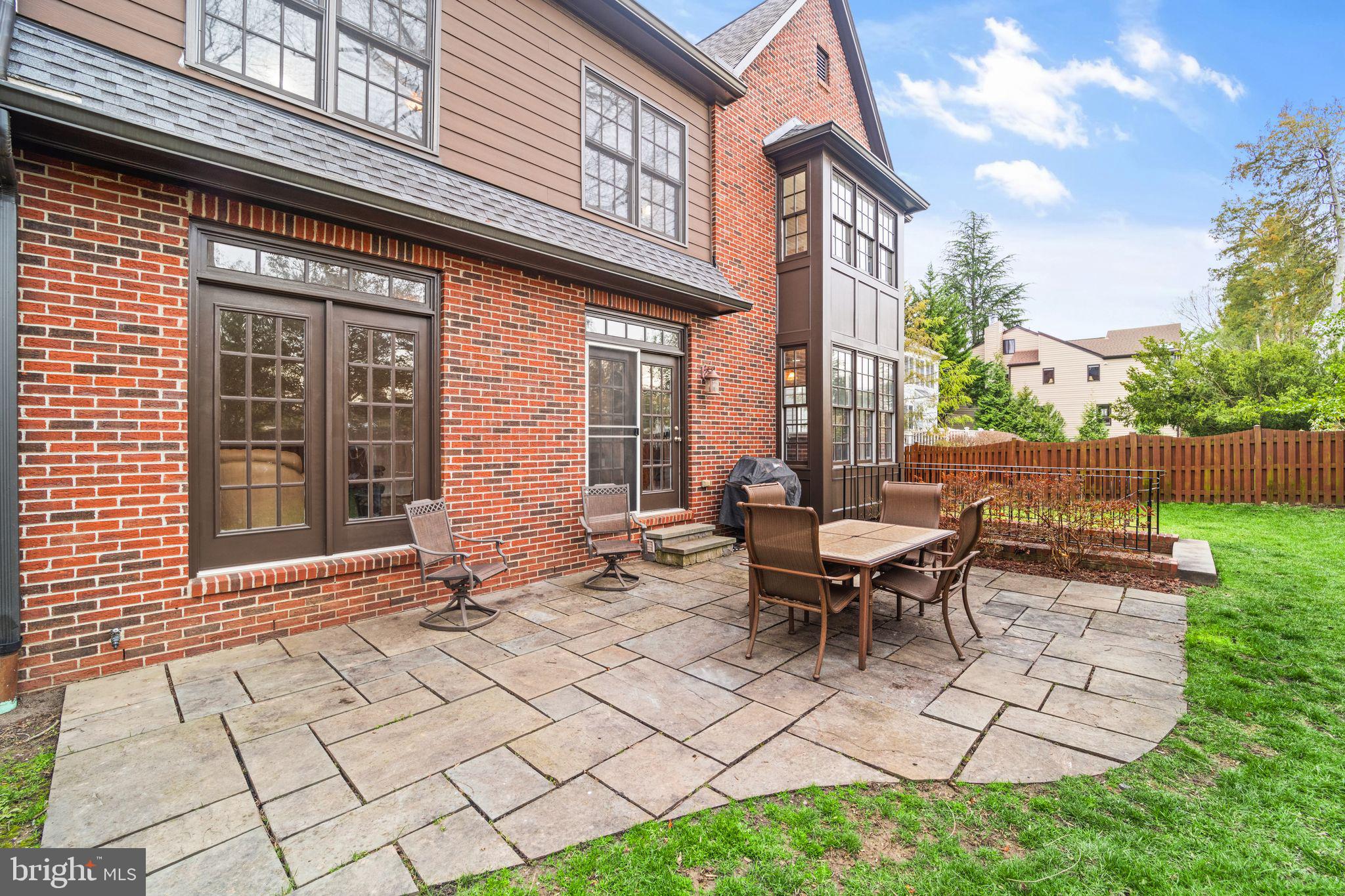 WEST MC LEAN - Residential