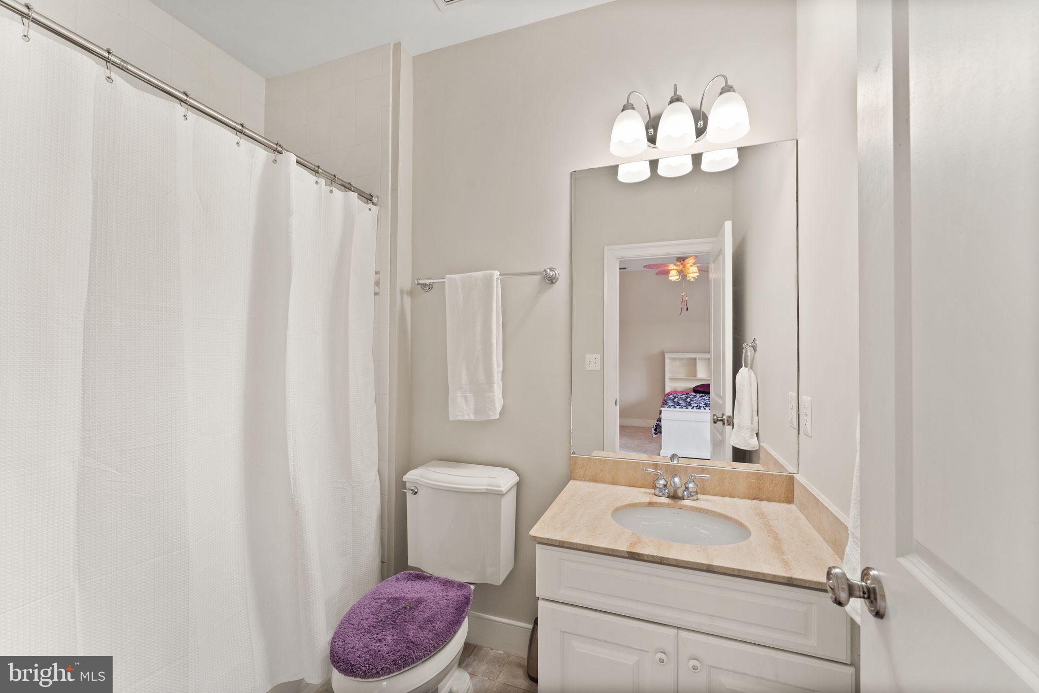 WEST MC LEAN - Residential